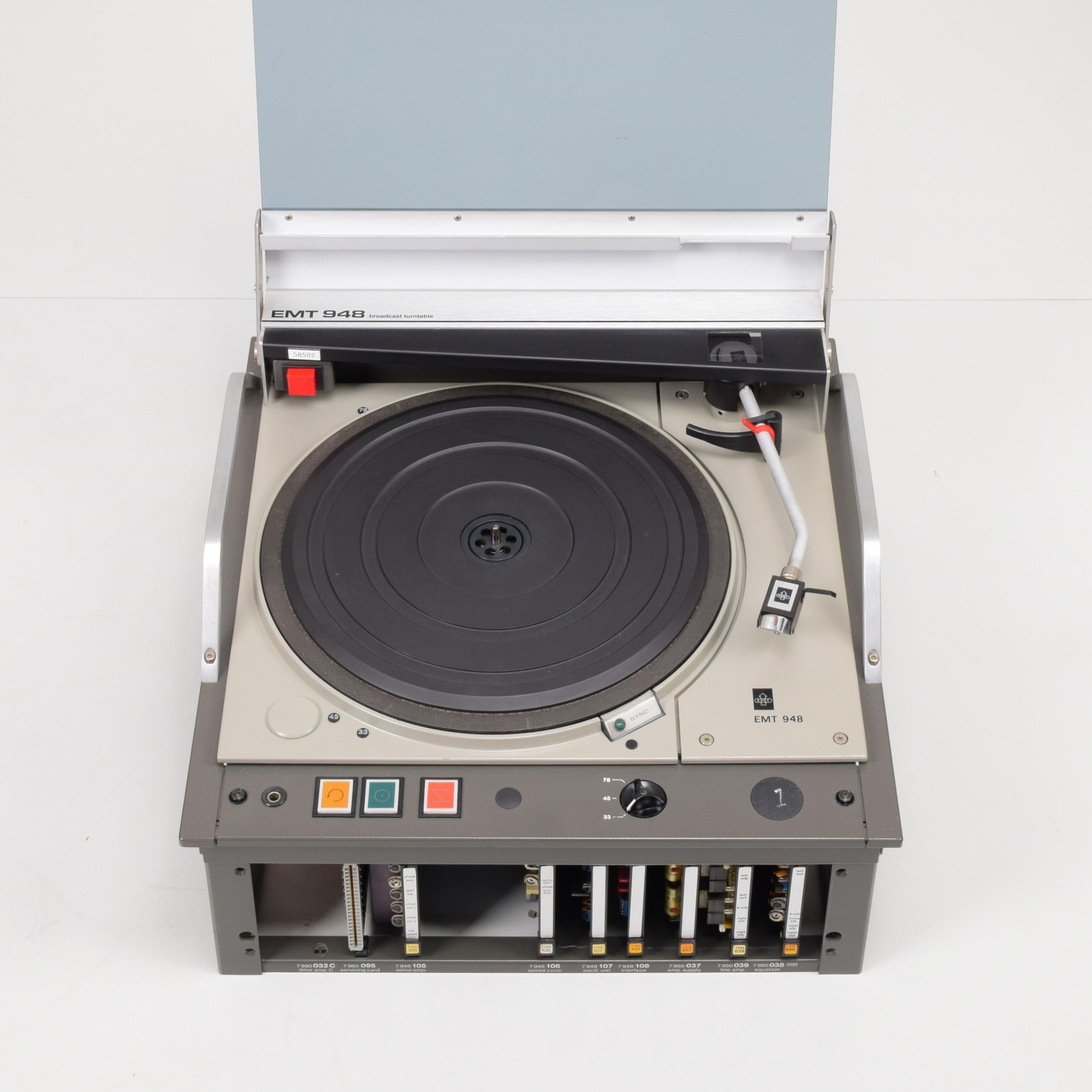 Turntable Emt 948. Superbe, complet et prêt à être utilisé, a l'air et semble fantastique 1