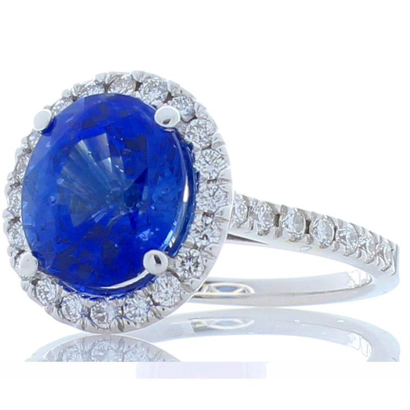 Contemporary Emteem Lab Certified Blue Sapphire and Diamond Cocktail Ring in 18 Karat Gold