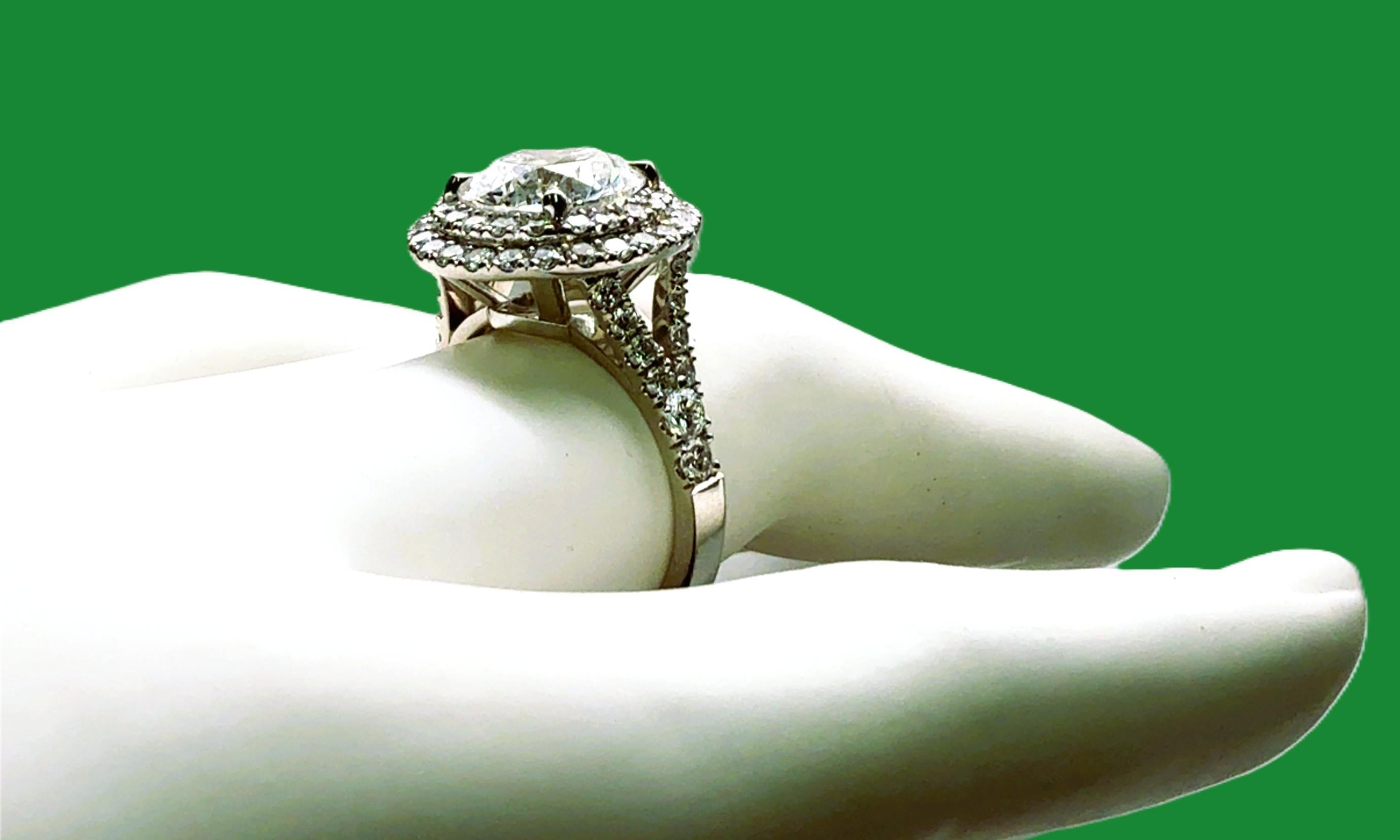 EN-RPLA - Élégante bague de fiançailles en platine avec diamant rond cultivé en laboratoire au centre en vente 2
