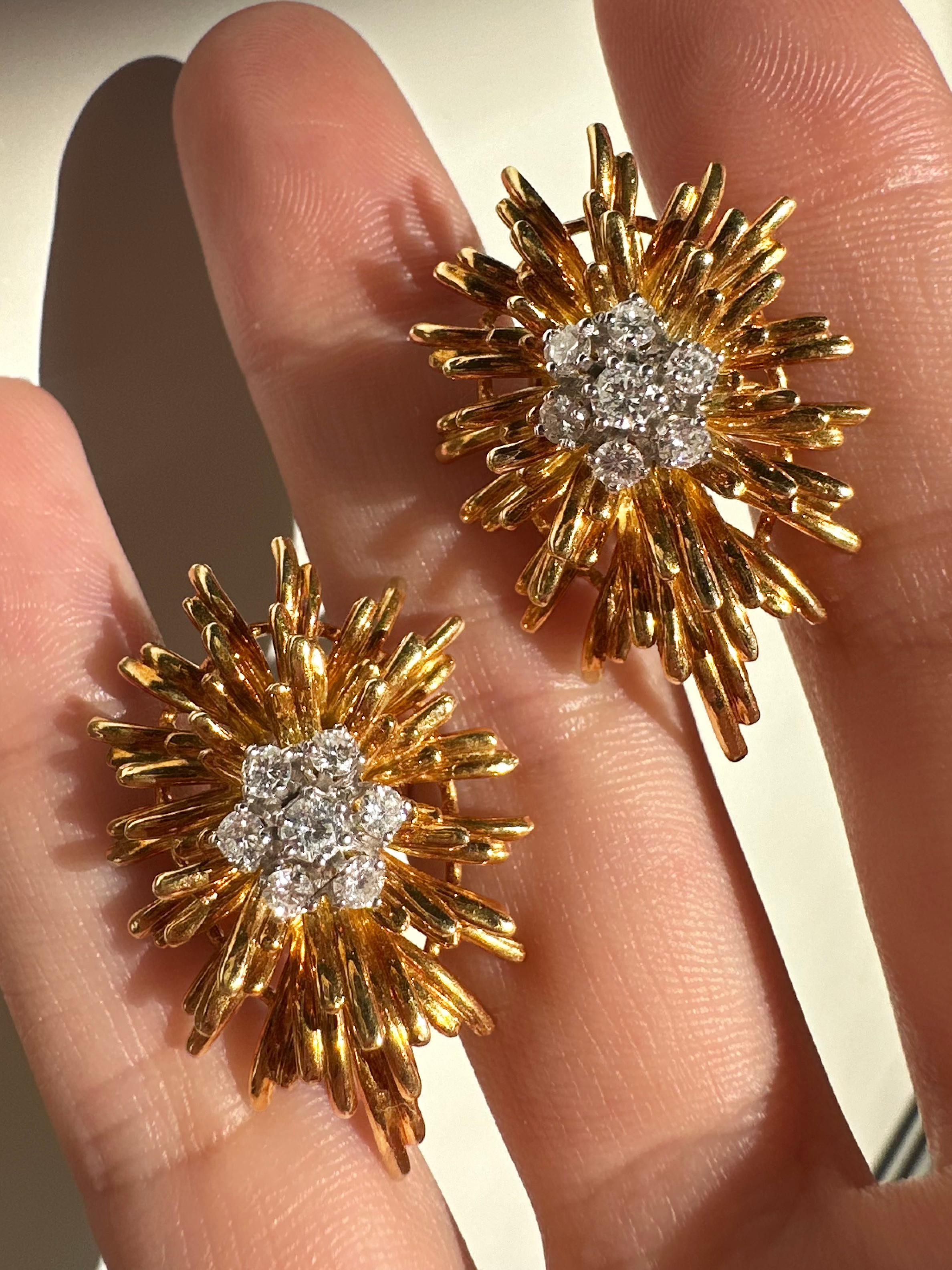 En Tremblant Estate 18K Gelbgold Diamant Starburst Ohrclips (Rundschliff)