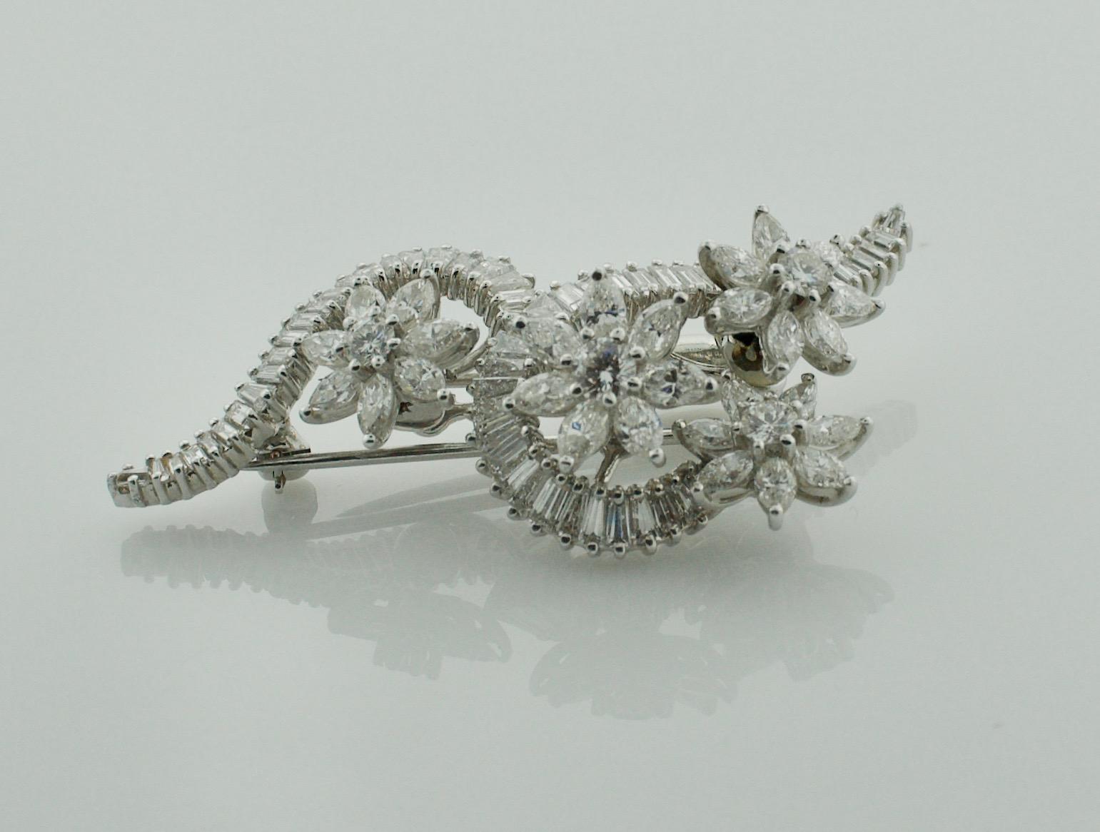 En Tremblant Broche en platine avec diamants de 6,40 carats, c. 1950 Unisexe en vente