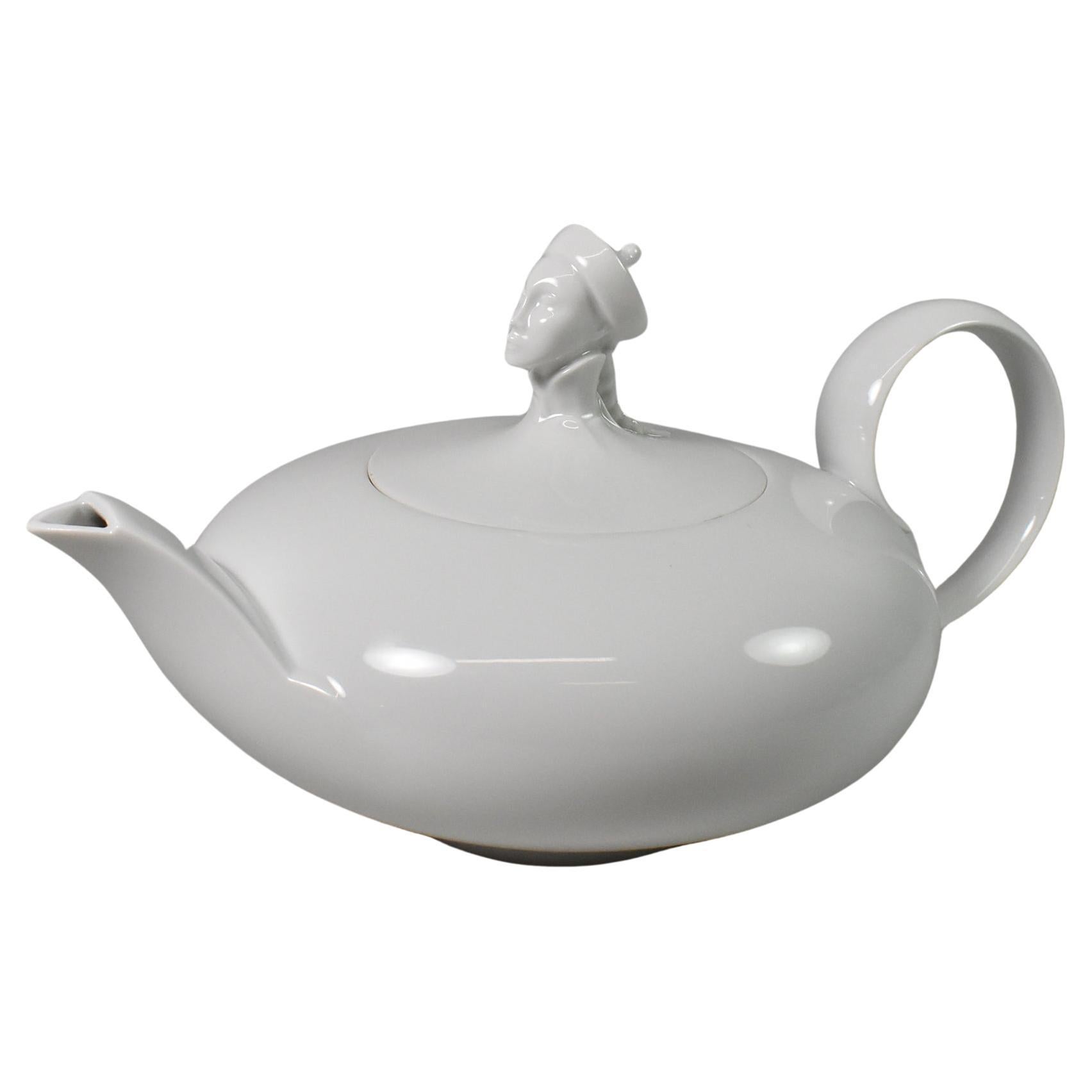 Teiera "Ena Orient" di Ena Rottenberg per Vienna Porcelain in vendita