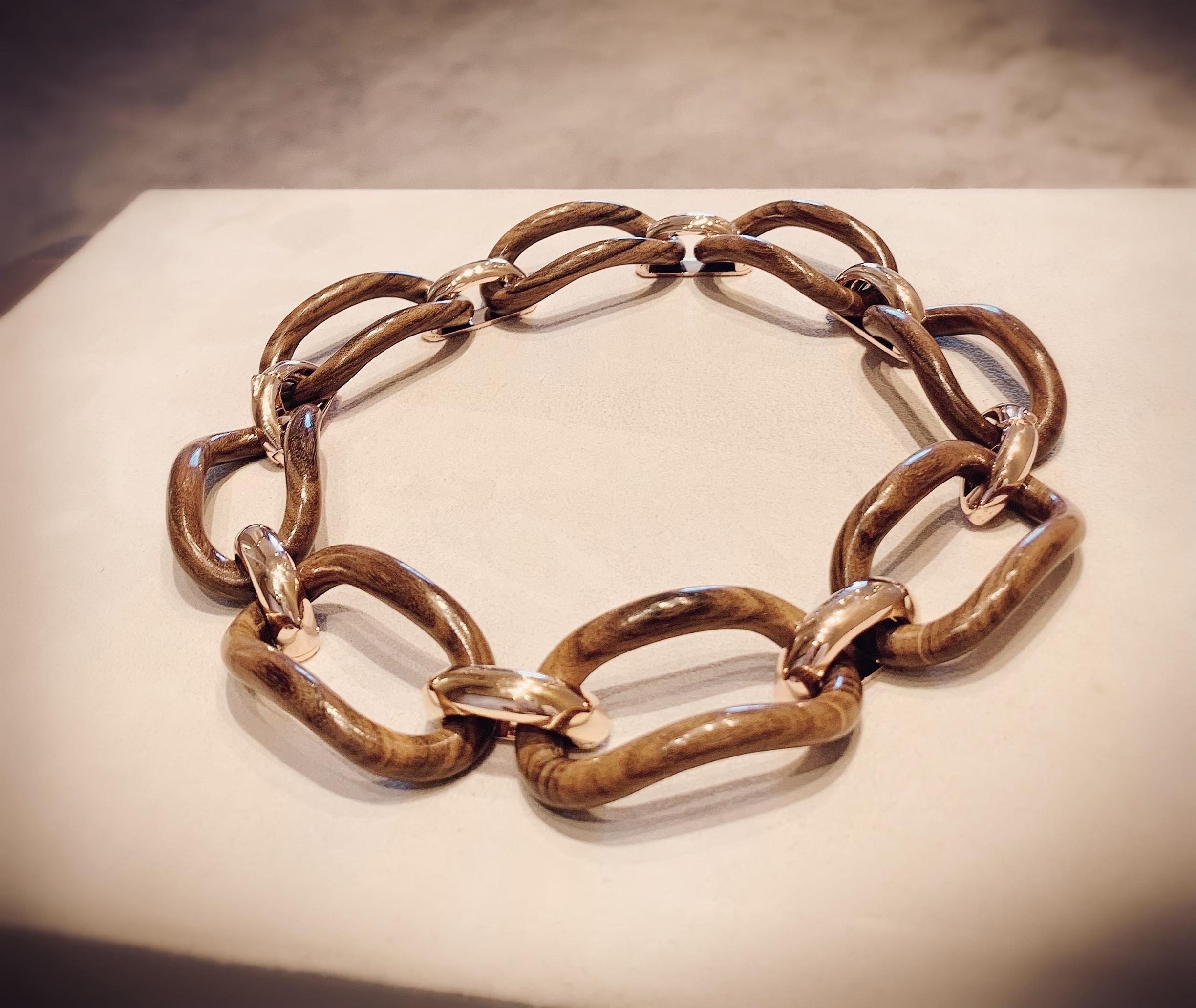  Enairo 18k Rose Gold Rosewood Chain Necklace In New Condition For Sale In Geneva, CH
