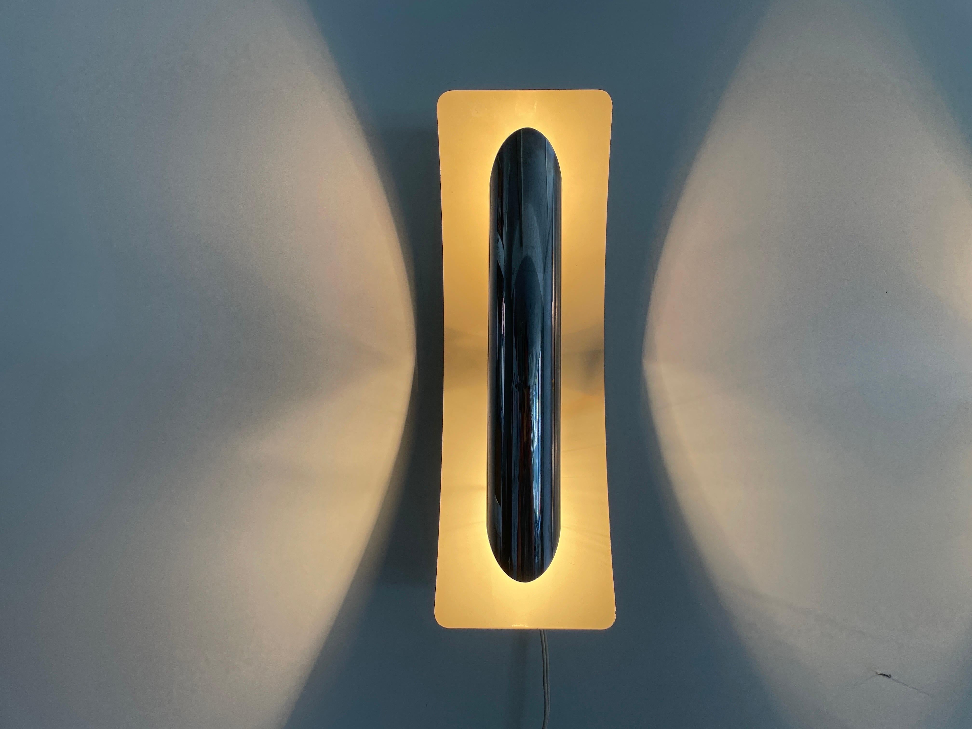 Enamaled Metal and Chrome Head Pair of Wall Lamps by Reggiani, 1960s, Italy For Sale 8