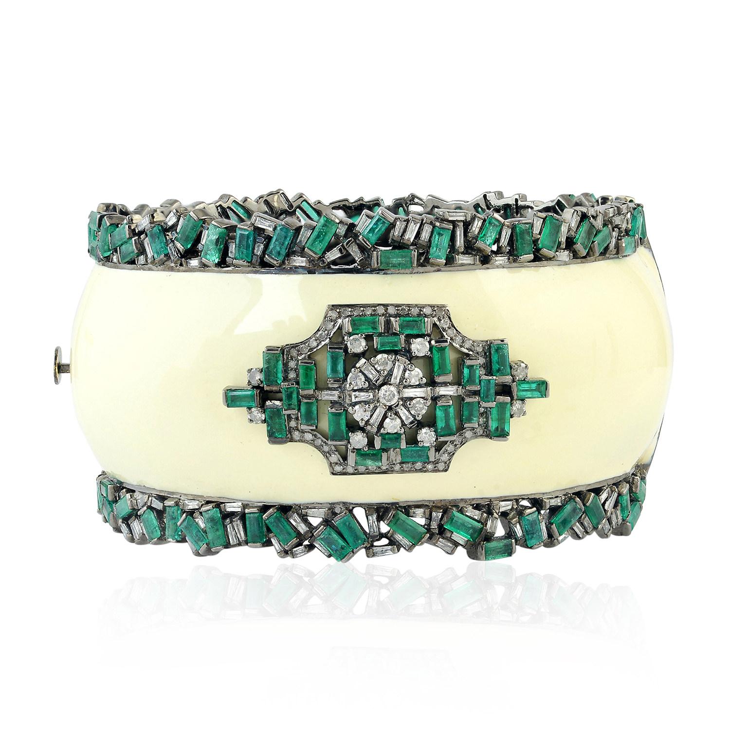 Baguette Cut  13.45 Carat Emerald Diamond Enamel Bracelet Cuff For Sale