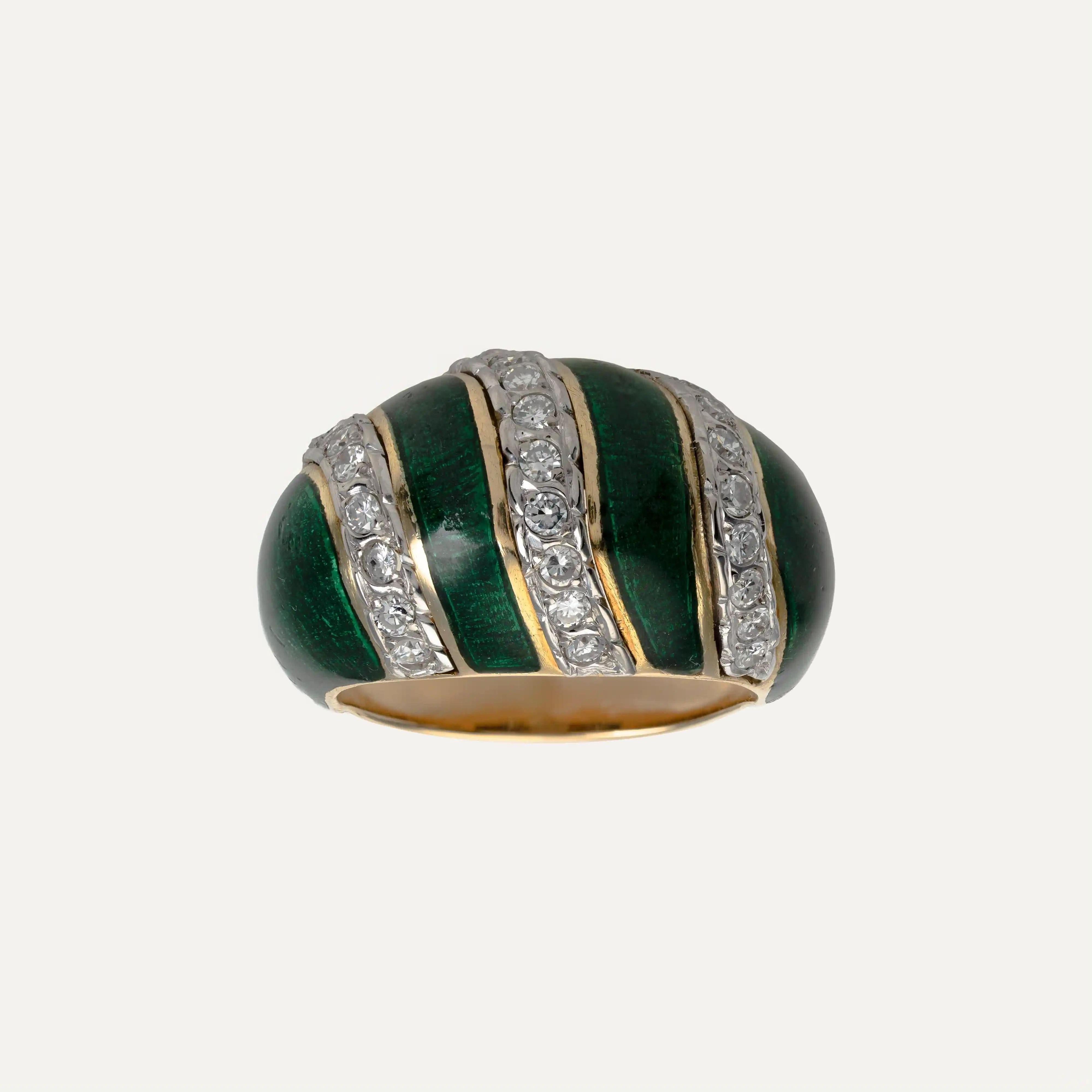 Moderno Anello in oro con smalto e diamanti in vendita