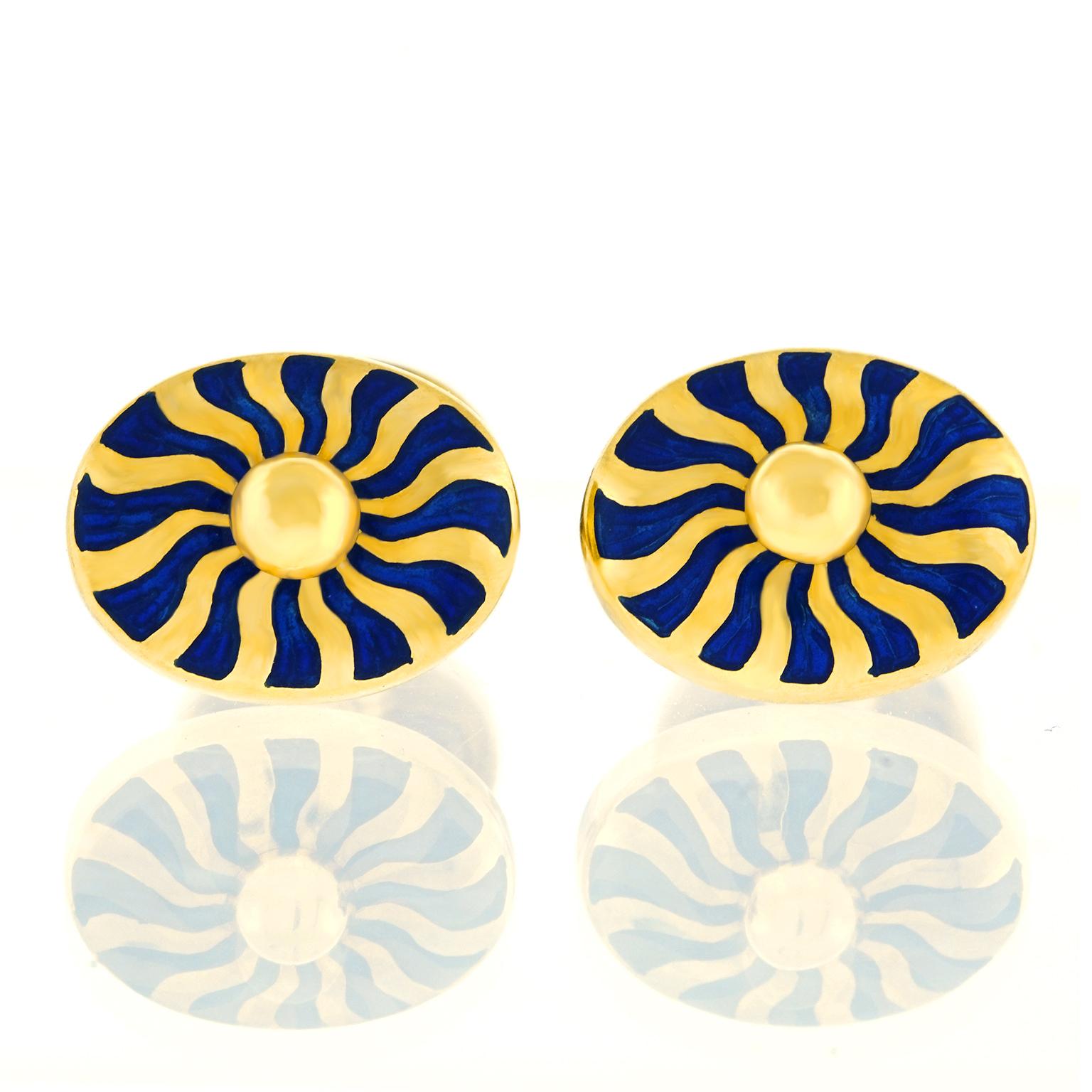 Enamel and Gold Cufflinks In Good Condition In Litchfield, CT