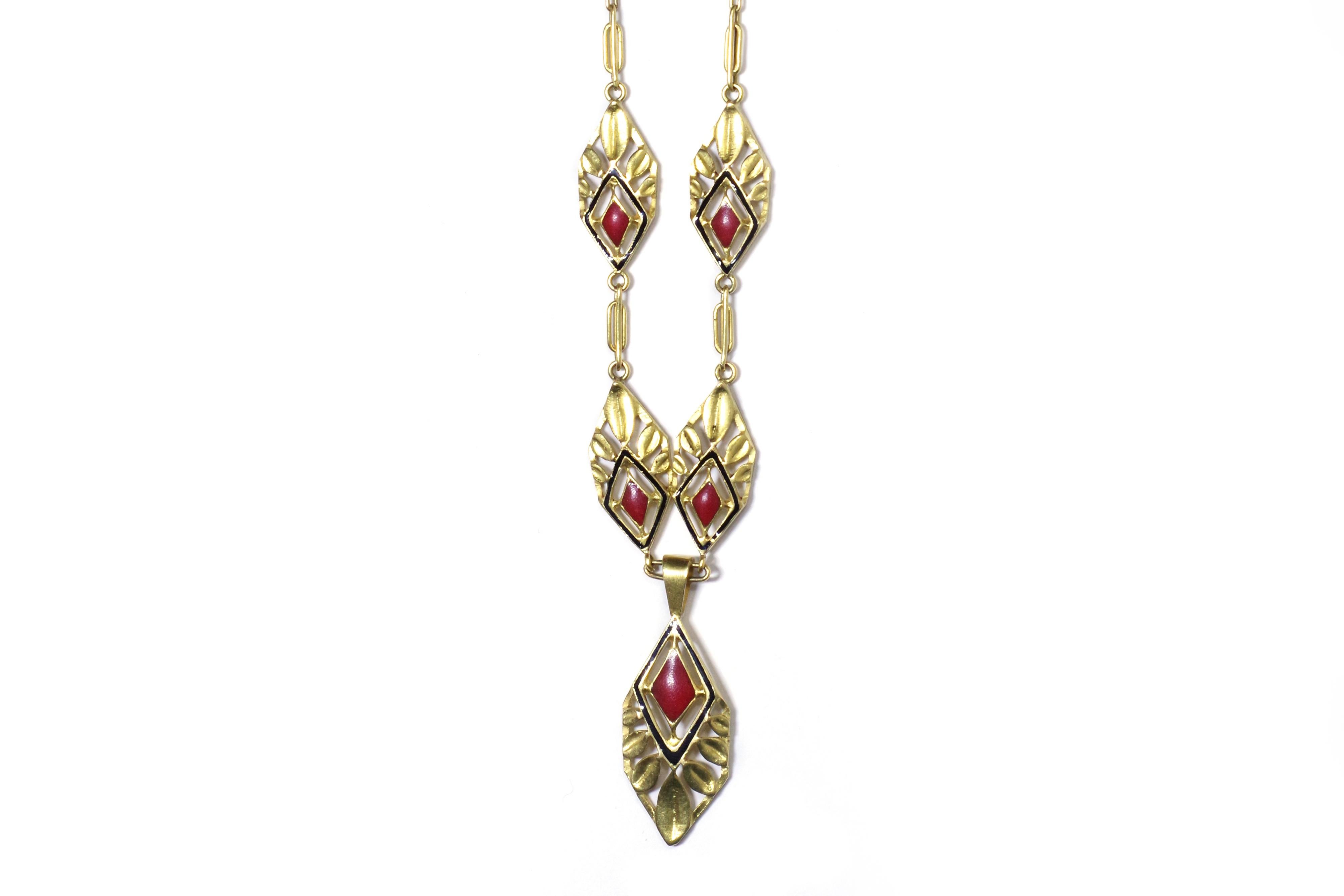 Enamel Art Deco necklace in 18k gold 18 karats. Necklace called a 