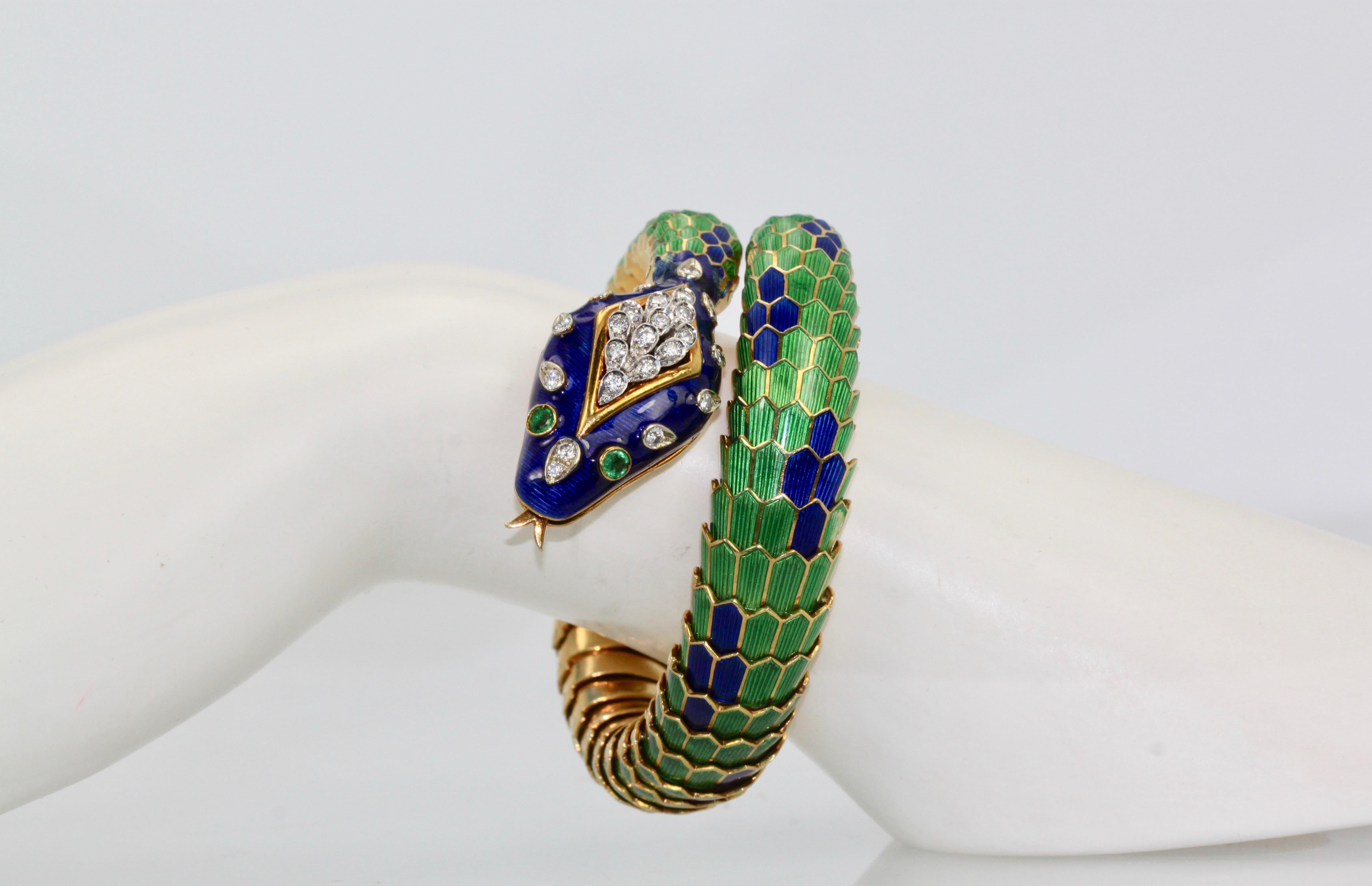 Women's Enamel Articulated Snake Serpent Bracelet Diamond Head 18 Karat For Sale