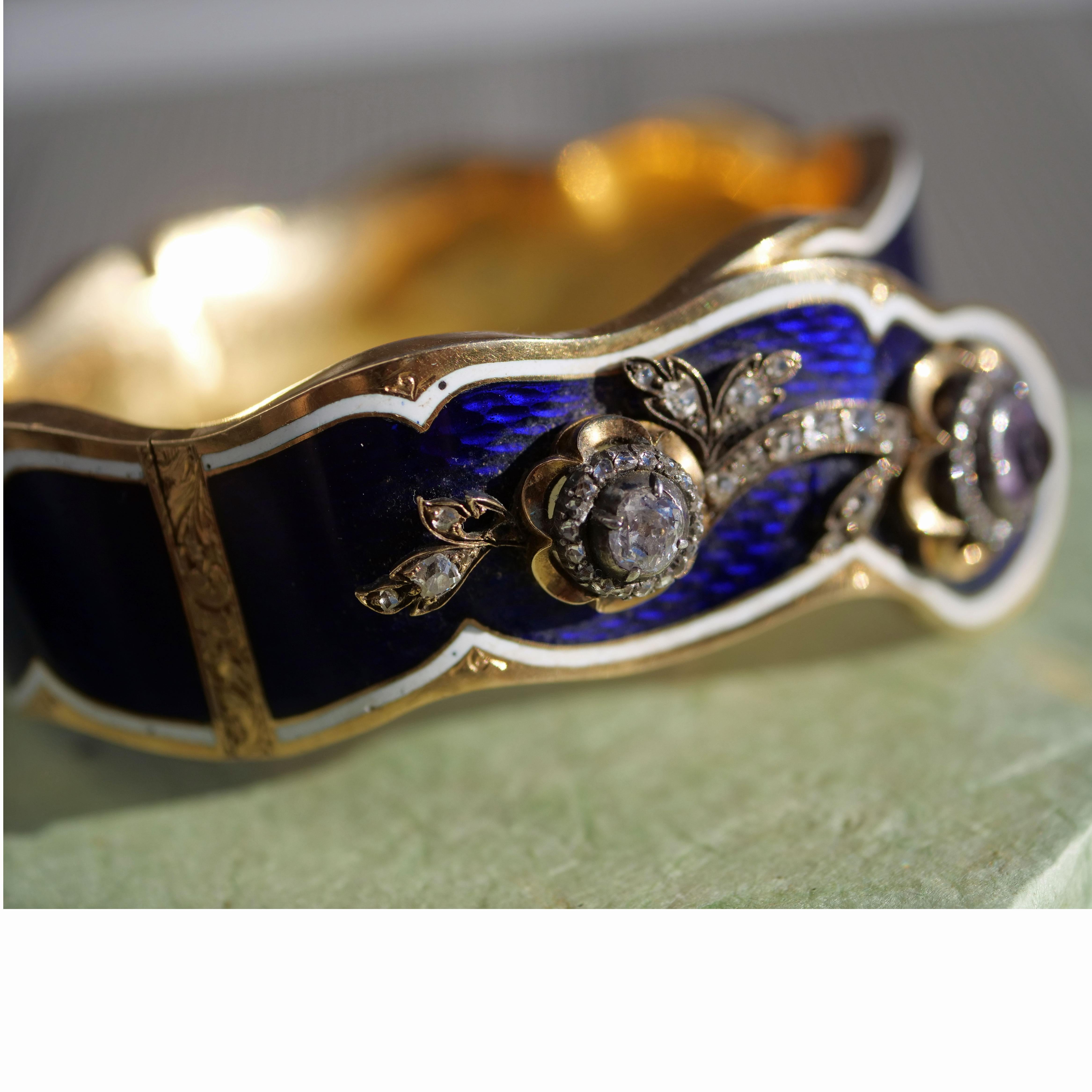Enamel Bangle late 18 Century Sacred Midnight Blue with Yellow Gold and Diamonds For Sale 3
