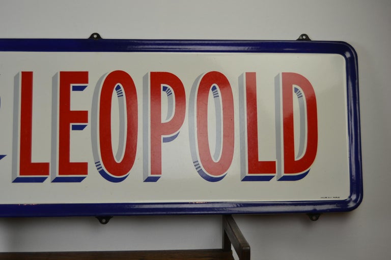 Porcelain Belgian Beer Sign, Three Stars Leopold, 1950s In Good Condition For Sale In Antwerp, BE