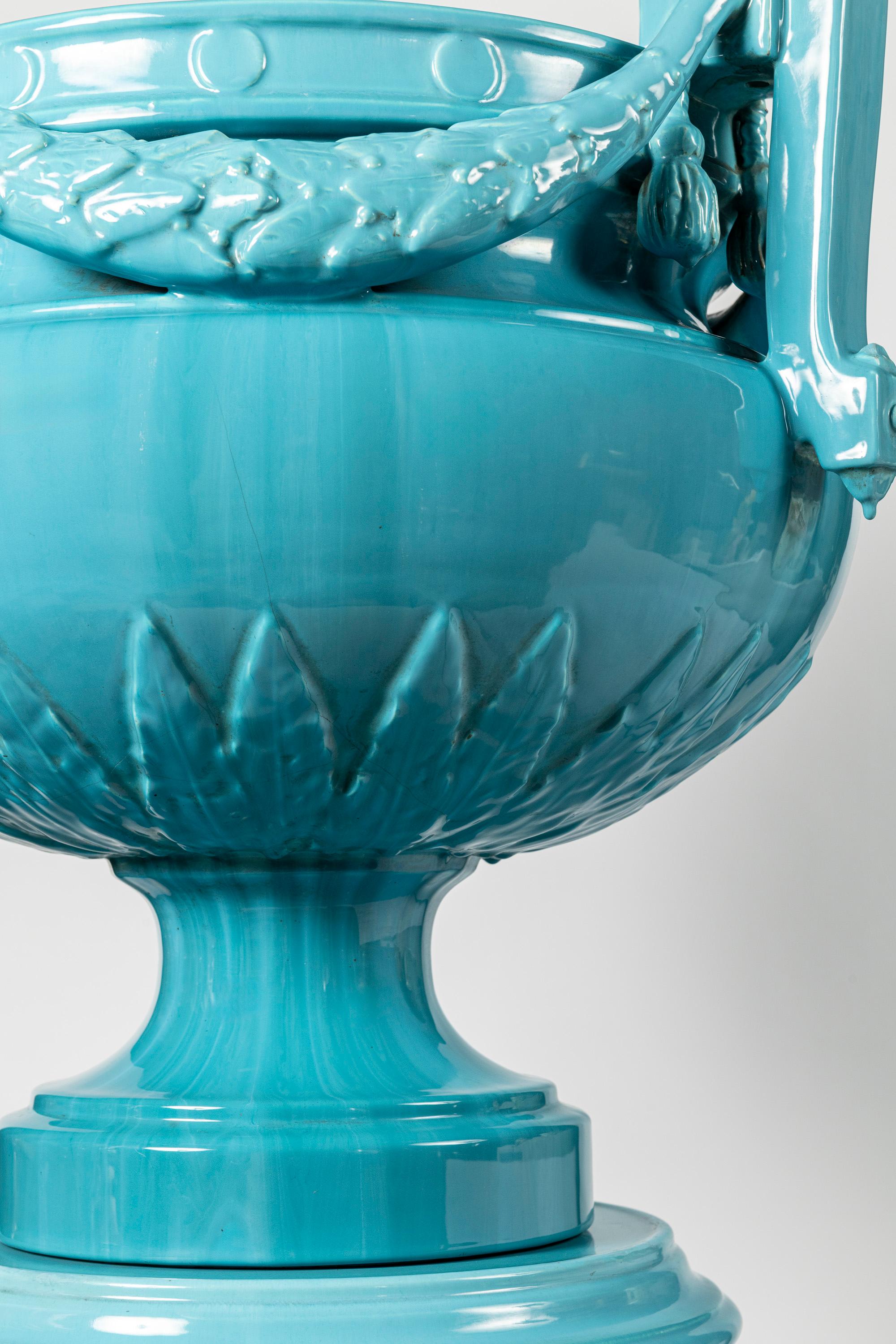 Jardinière en céramique émaillée, attribuée à Jerome Massier, France, fin du XIXe siècle. Bon état - En vente à Buenos Aires, Buenos Aires