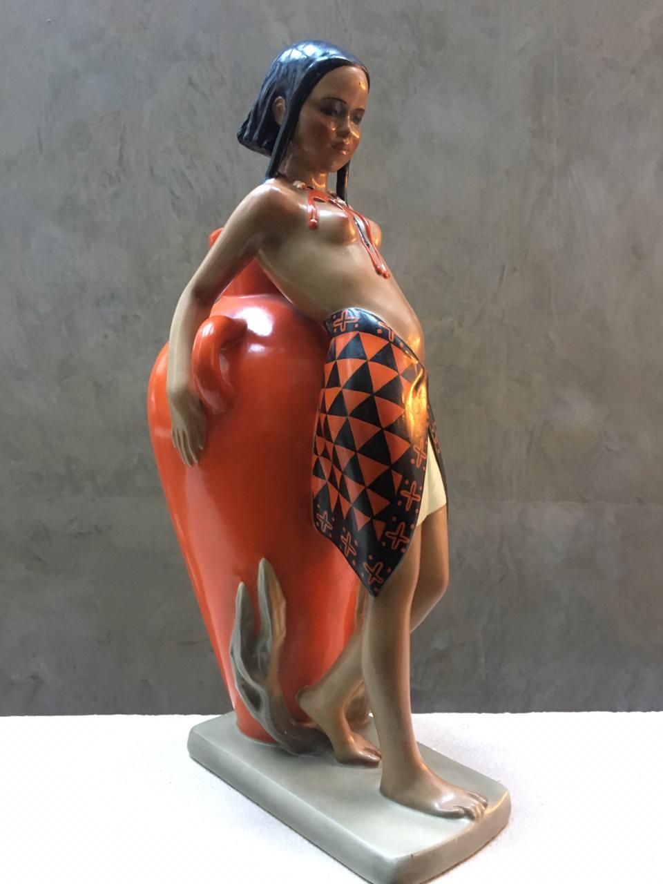 Art déco Sculpture en céramique émaillée d'A Abele Jacopi signée Lenci, Italie en vente