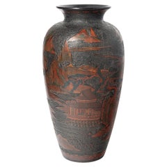 Keramikvase aus Emaille. Japan, Anfang des 20. Jahrhunderts.
