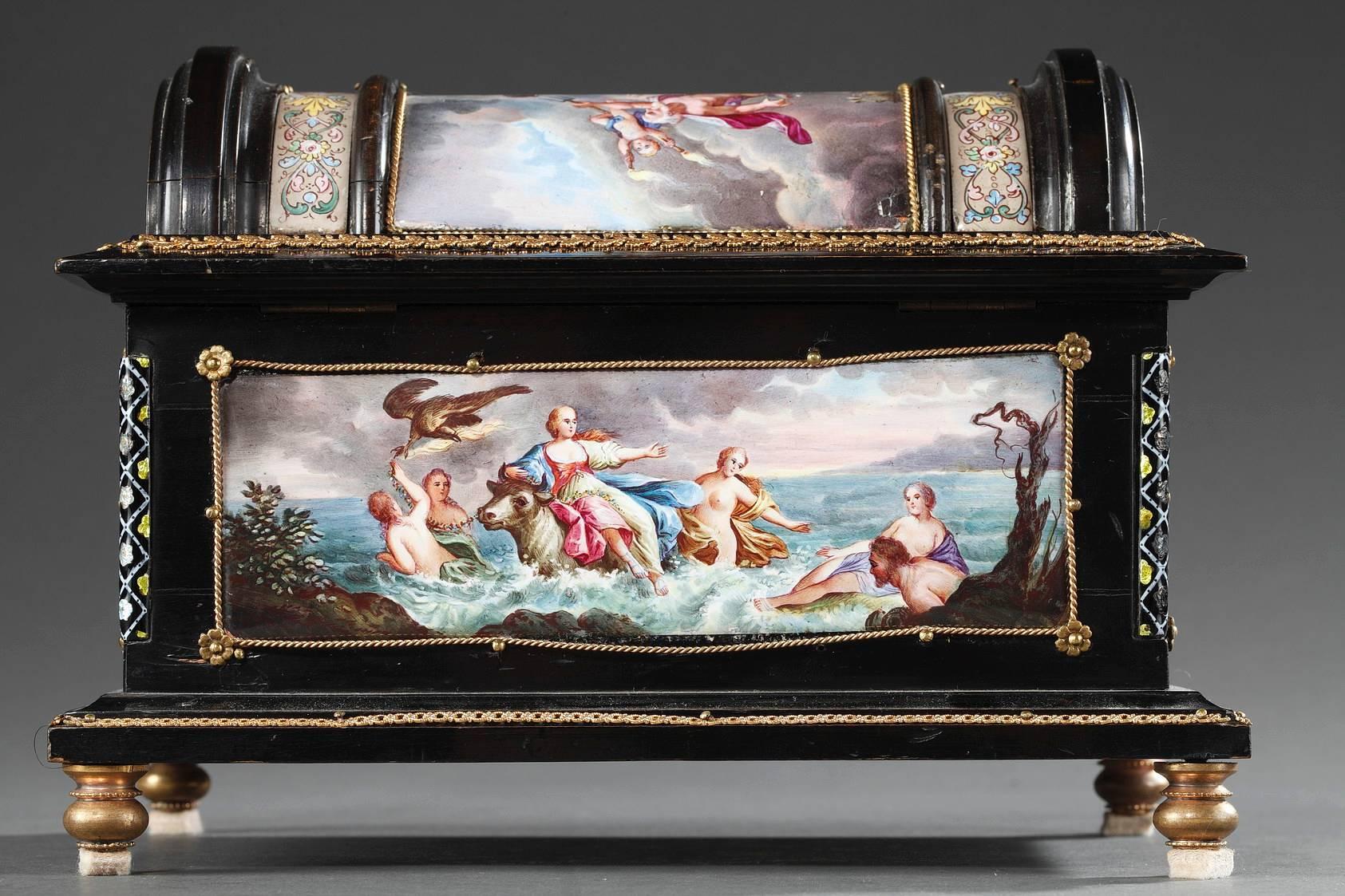 Emaille-Koffer mit mythologischen Szenen, signiert Klein in Paris, 19. Jahrhundert (Vergoldet) im Angebot