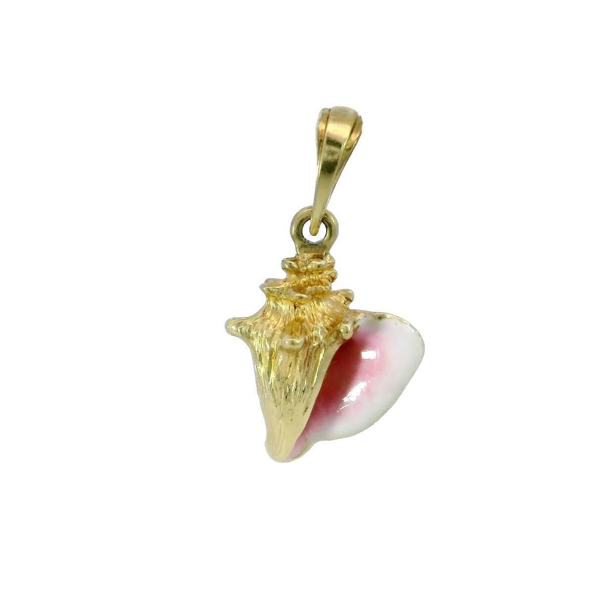 Pendentif en or jaune 14K avec breloque en émail en forme de coquille de conque 3D en vente 1
