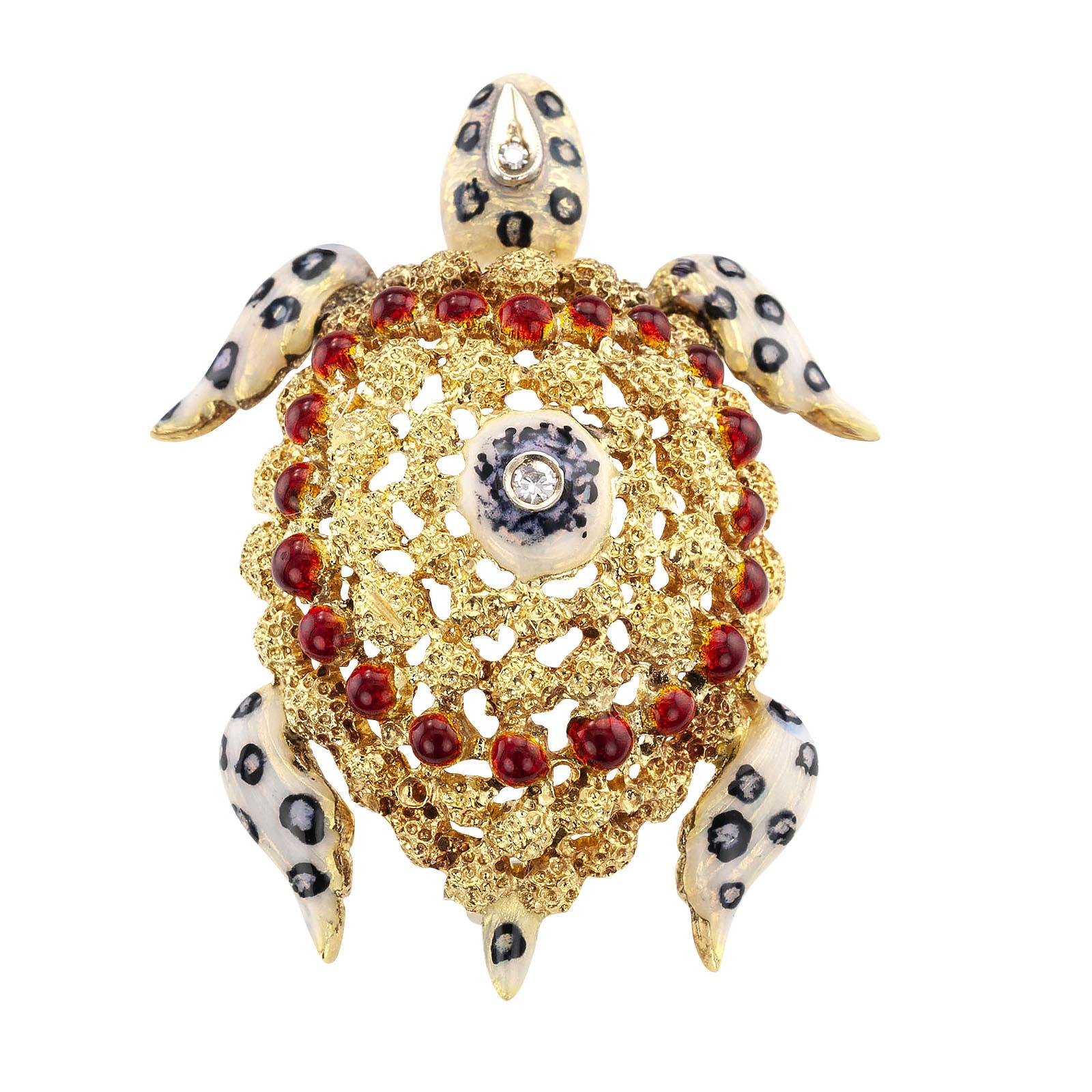 Enamel and diamond yellow gold sea turtle brooch circa 1970.

DETAILS:

DIAMONDS: two round single-cut diamonds totaling approximately 0.04 carat.

METAL: 18-karat yellow gold applied with dark blue, reddish and white enamel.

MEASUREMENTS: