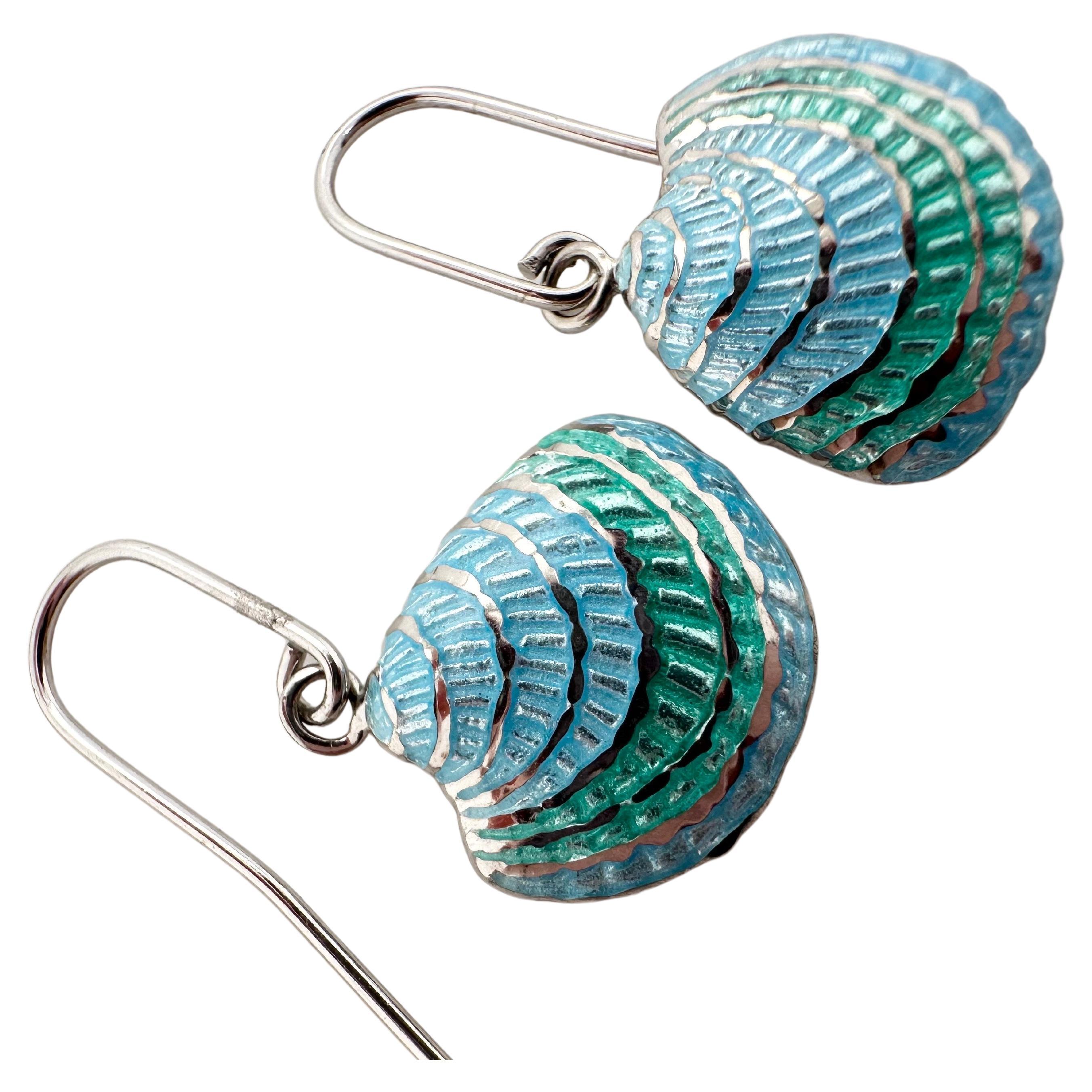 Enamel earrings seashells silver 925 Nicole Barr earrings stunning Valentines  For Sale