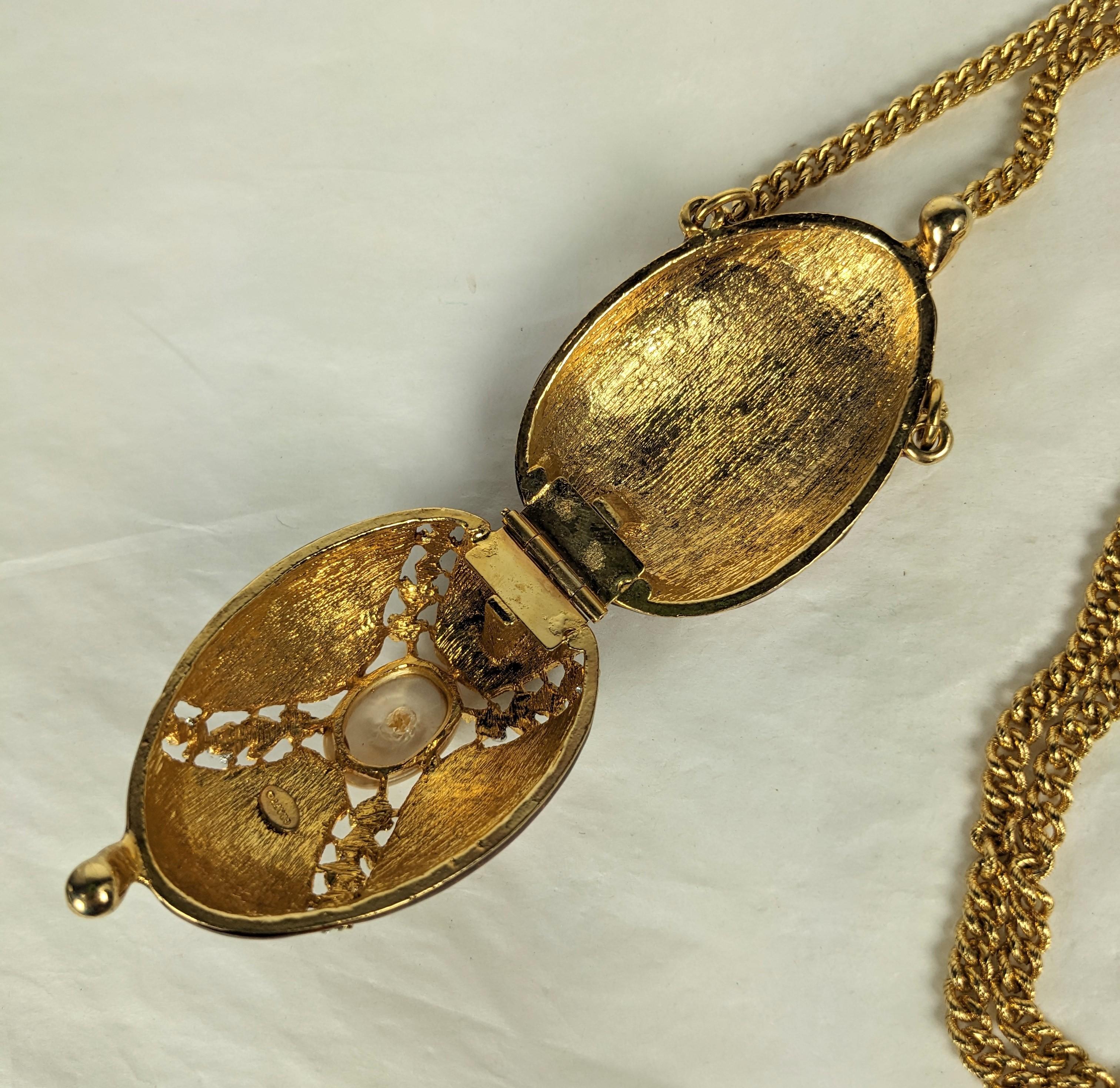 Enamel Faberge Easter Egg Pendant Locket In Excellent Condition For Sale In New York, NY