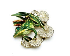 Enamel FROG brooch on three Lilys , CORO CRAFT, STERLING, gold plated, 1940s USA