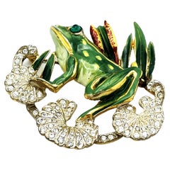 Vintage Enamel FROG brooch on three Lilys , CORO CRAFT, STERLING, gold plated, 1940s USA