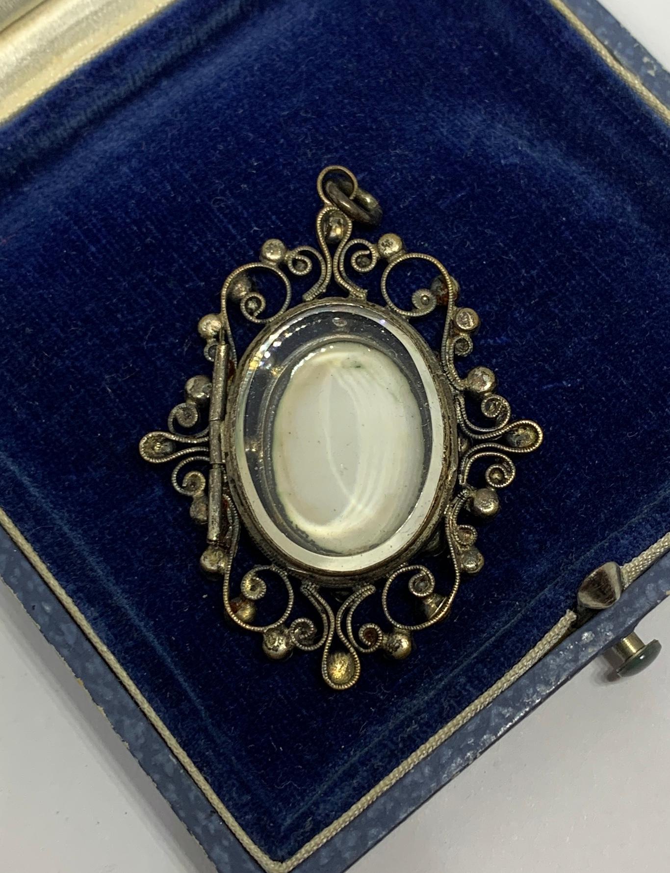 Enamel Locket Pendant 19th Century Silver Maiden Woman For Sale 3