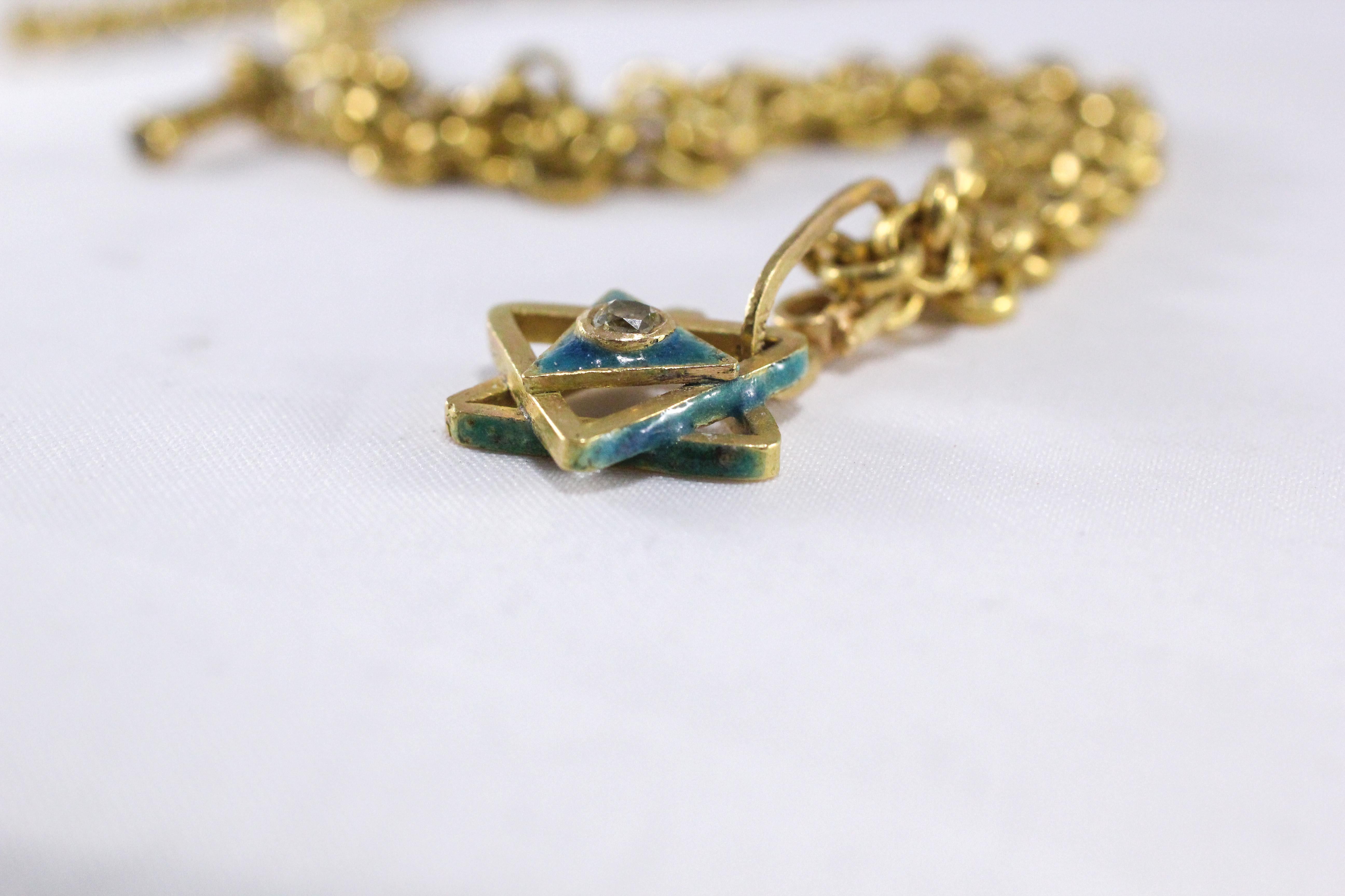 Enamel Magen David 18K Gold Chain Necklace Diamond Enhancer and Toggle Clasp For Sale 4