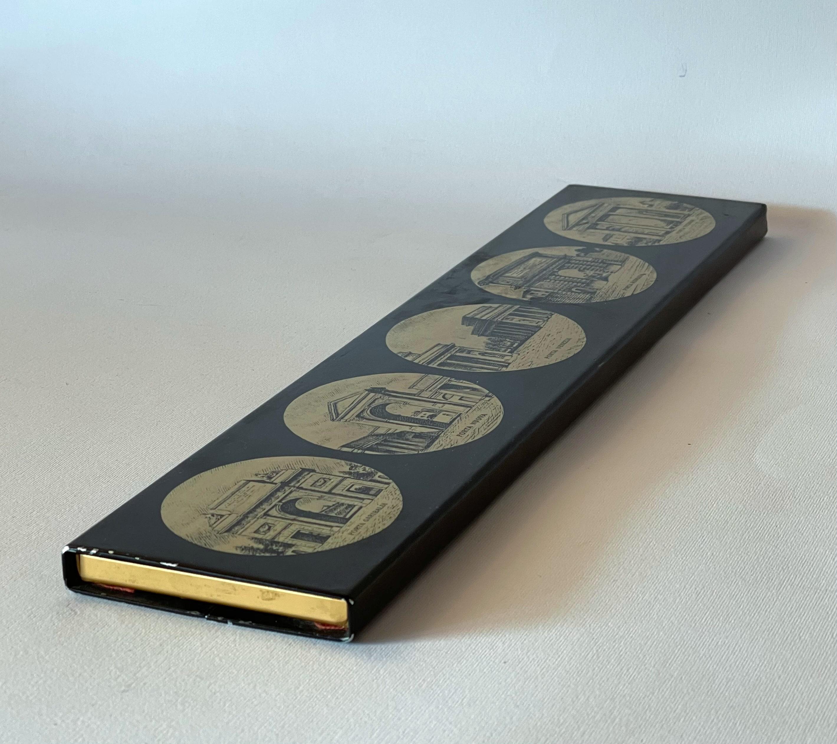 Caja de cerillas de metal esmaltado Fornasetti Italiano en venta