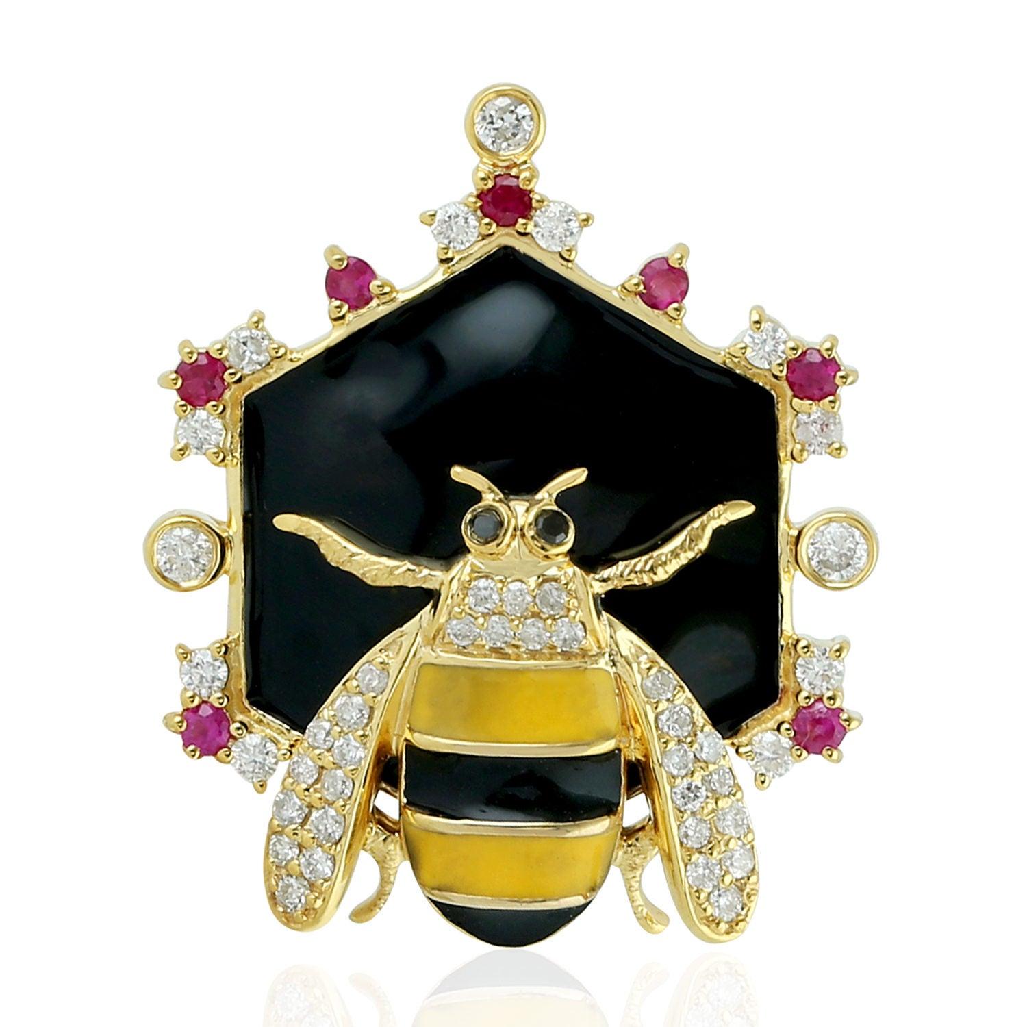 For Sale:  Enamel Ruby Diamond 18 Karat Gold Honey Bee Ring 6