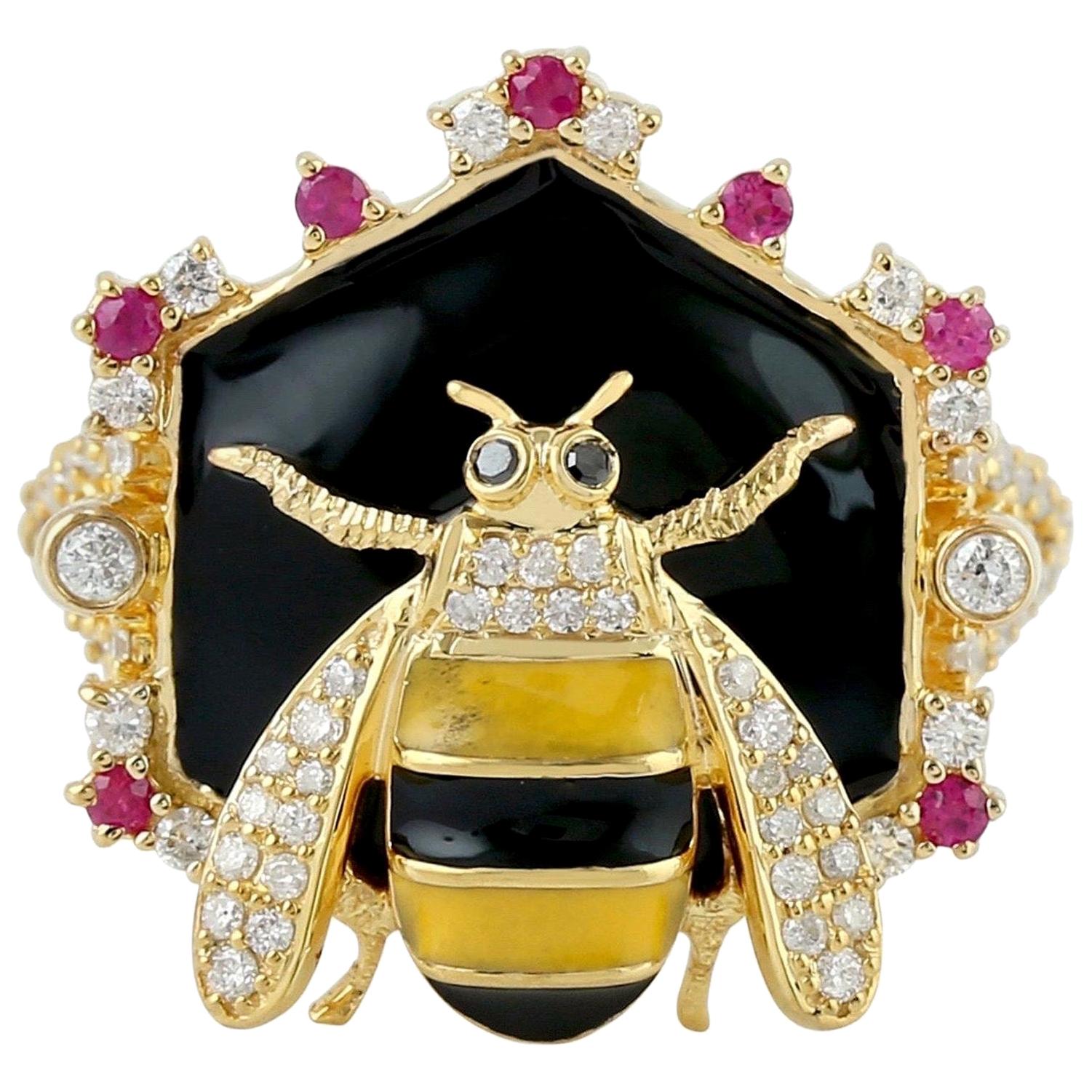 For Sale:  Enamel Ruby Diamond 18 Karat Gold Honey Bee Ring