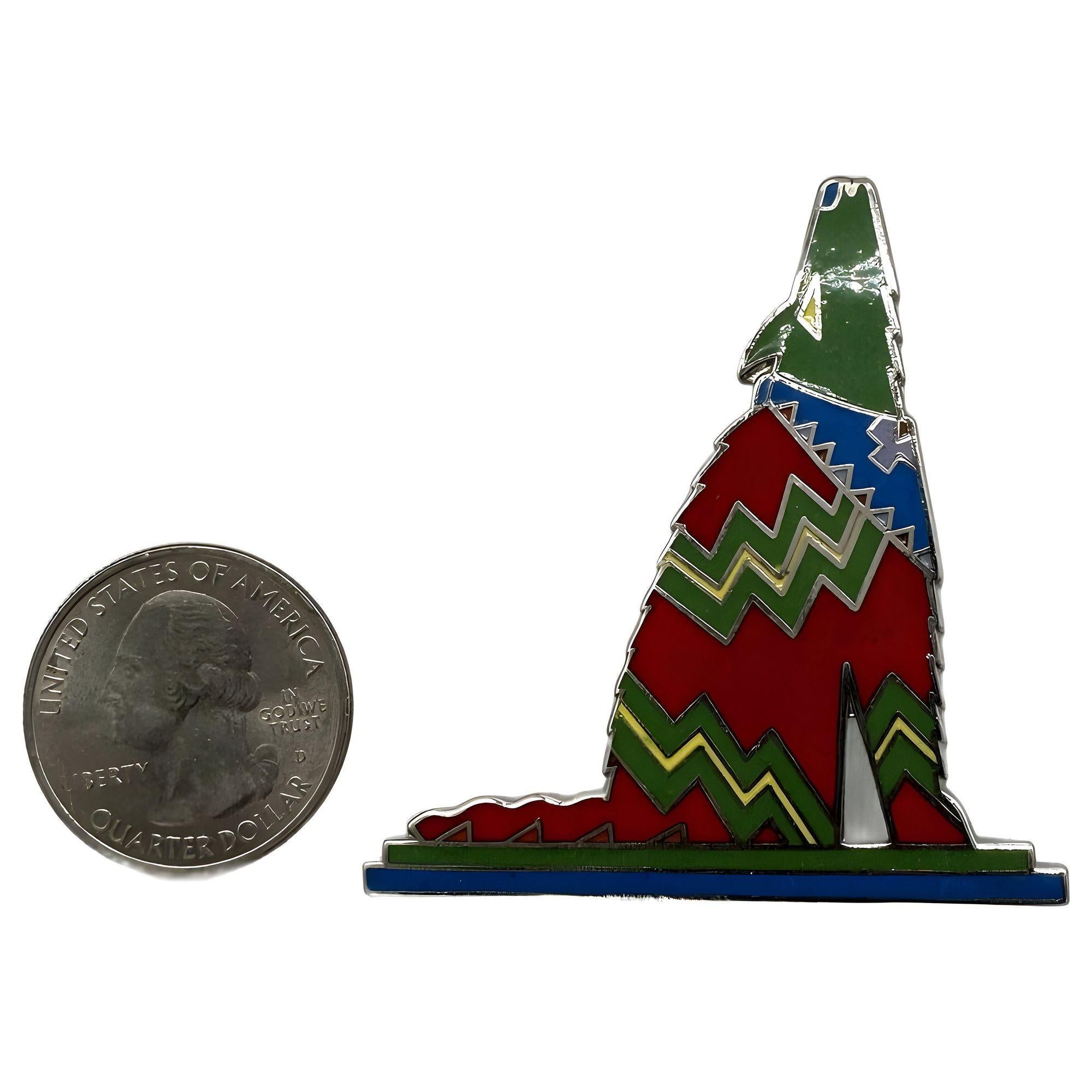 Enamel Southwestern Howling Coyote Wolf Antwear Brooch Pin by TAVLOS In Excellent Condition In Van Nuys, CA