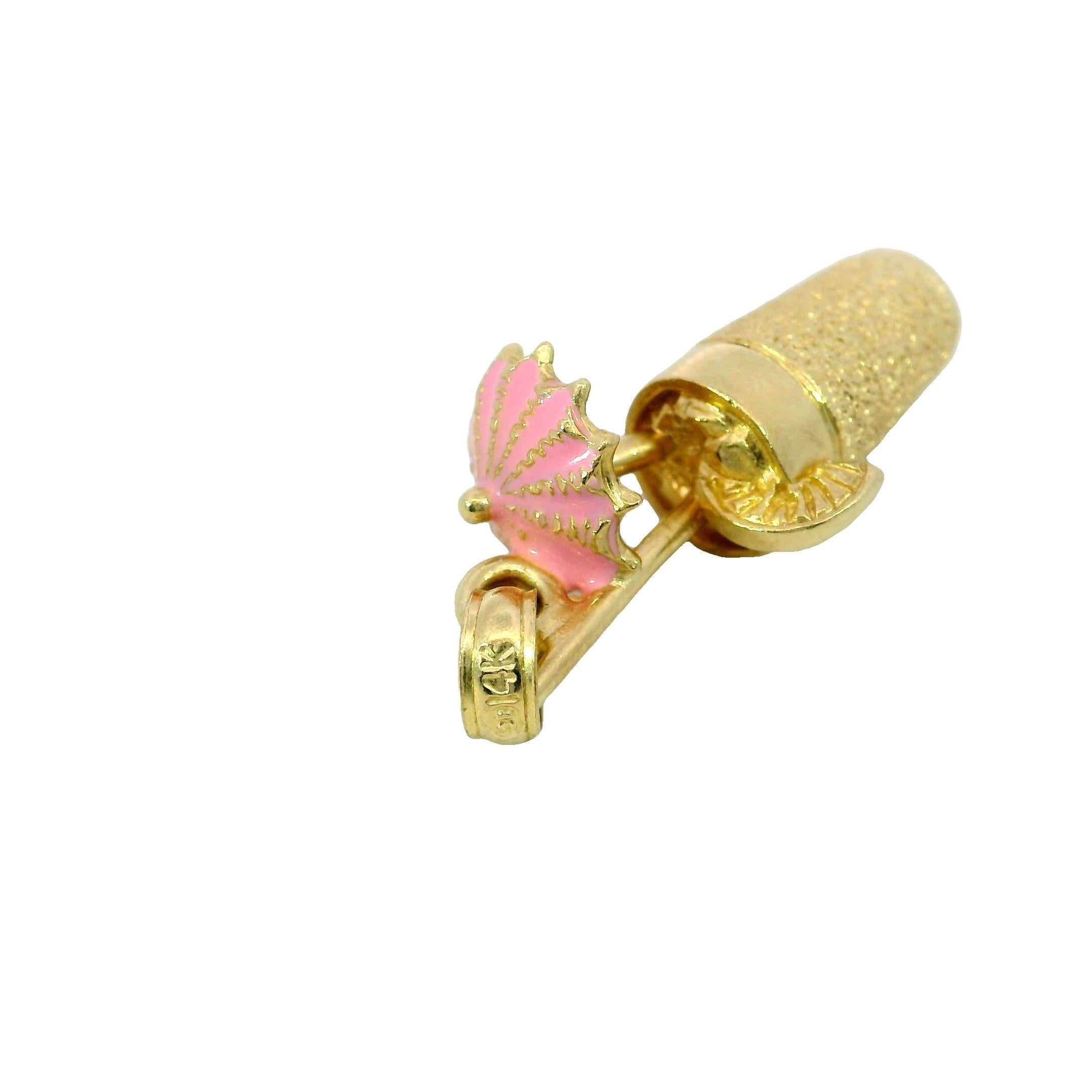 Ciondolo smaltato a forma di bevanda tropicale in oro giallo 14K 3D

Questo giocoso ciondolo in oro giallo 14k cattura l'essenza di una fuga tropicale. Il design è caratterizzato da una coppa d'oro testurizzata, completa di una fetta di agrumi