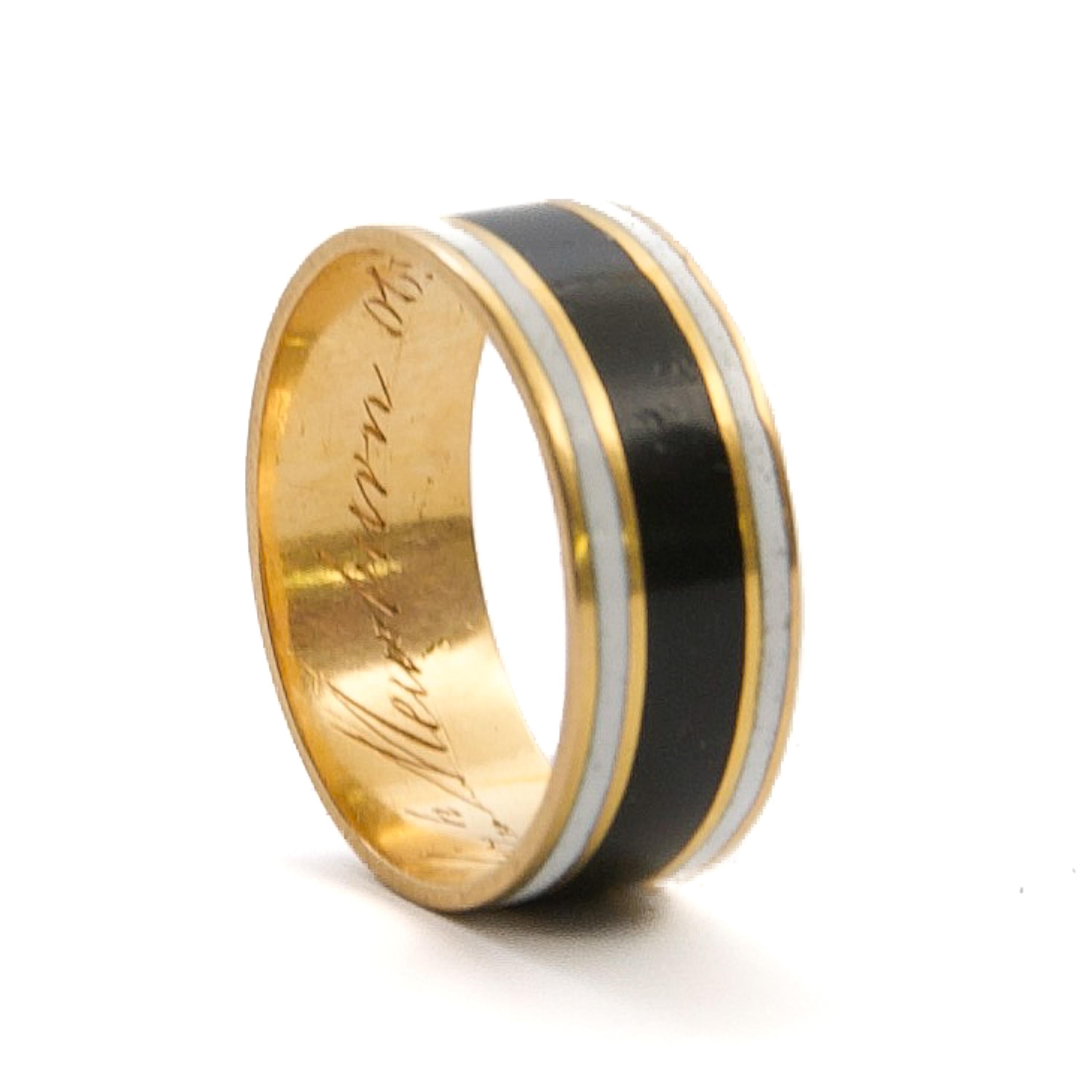 Enameled and 18 Karat Gold Edwardian Memorial Band Ring For Sale 2