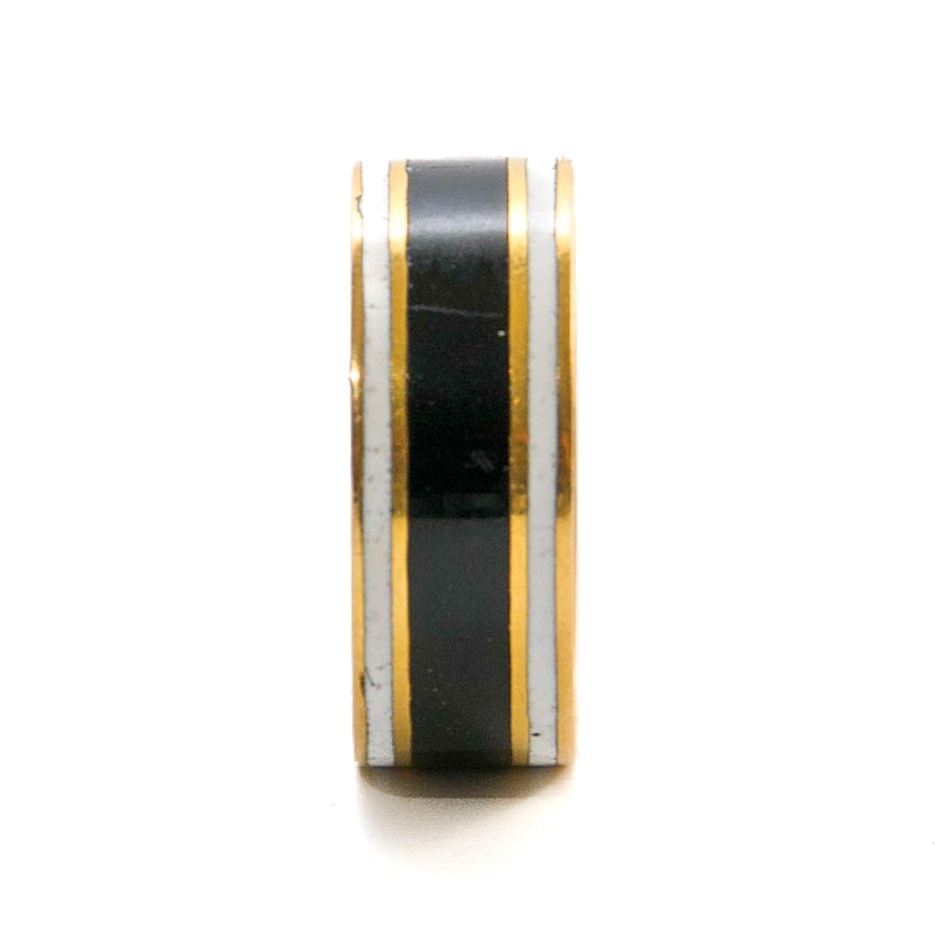 Enameled and 18 Karat Gold Edwardian Memorial Band Ring For Sale 3