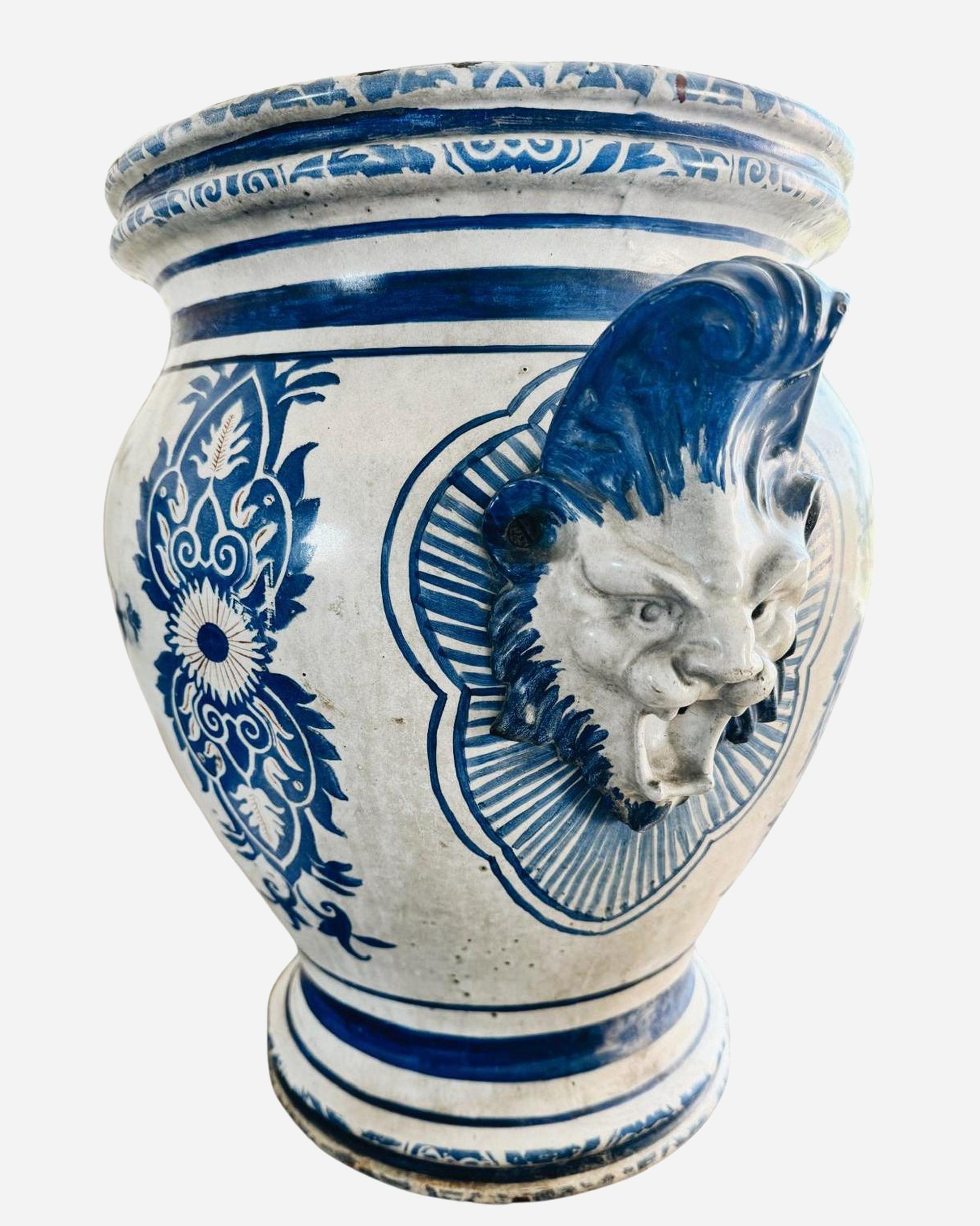 Francese Fioriera in ghisa smaltata, Emaillerie du Bourget, Francia, circa 1875 / 1880 in vendita