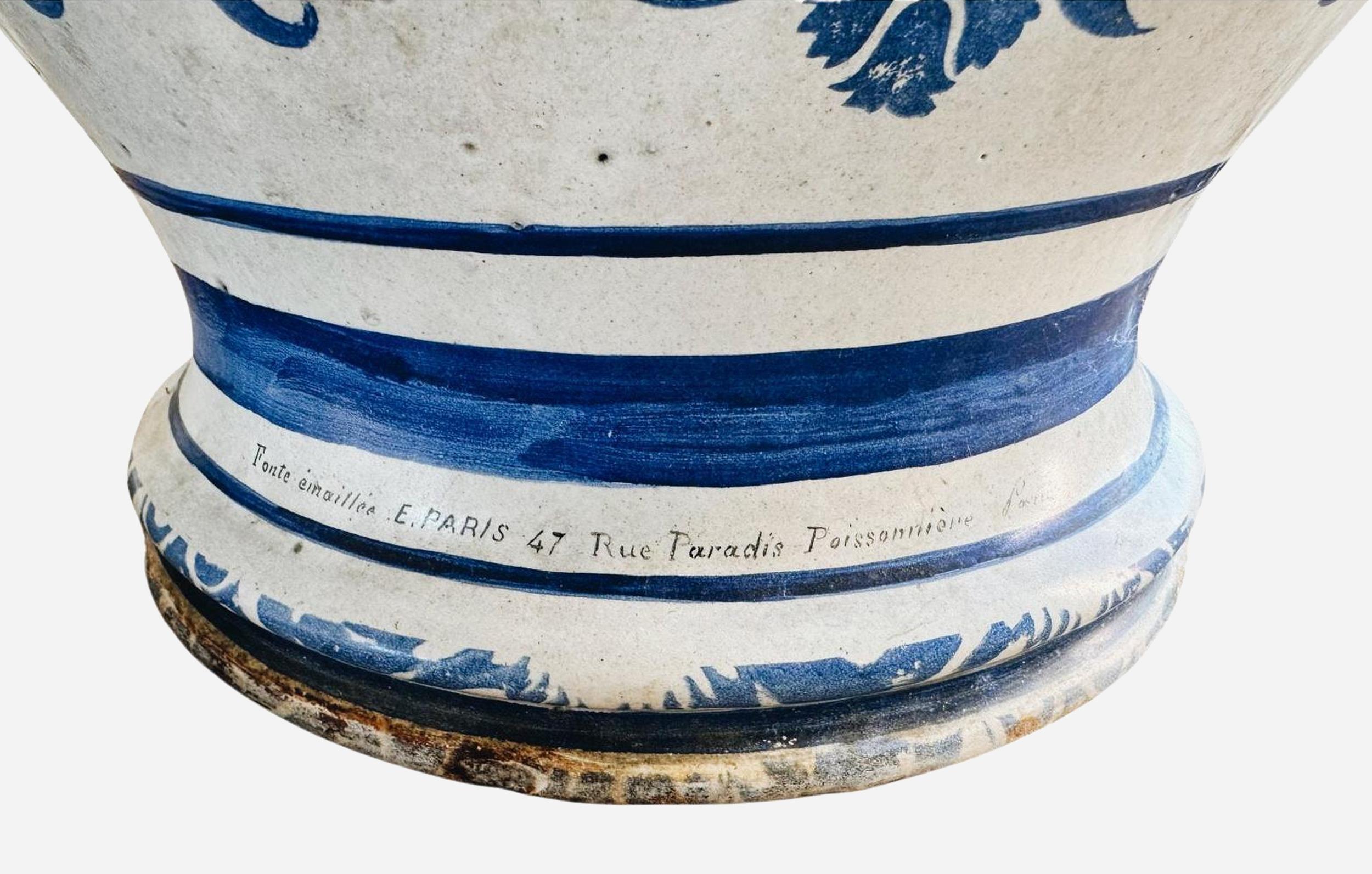Fine XIX secolo Fioriera in ghisa smaltata, Emaillerie du Bourget, Francia, circa 1875 / 1880 in vendita