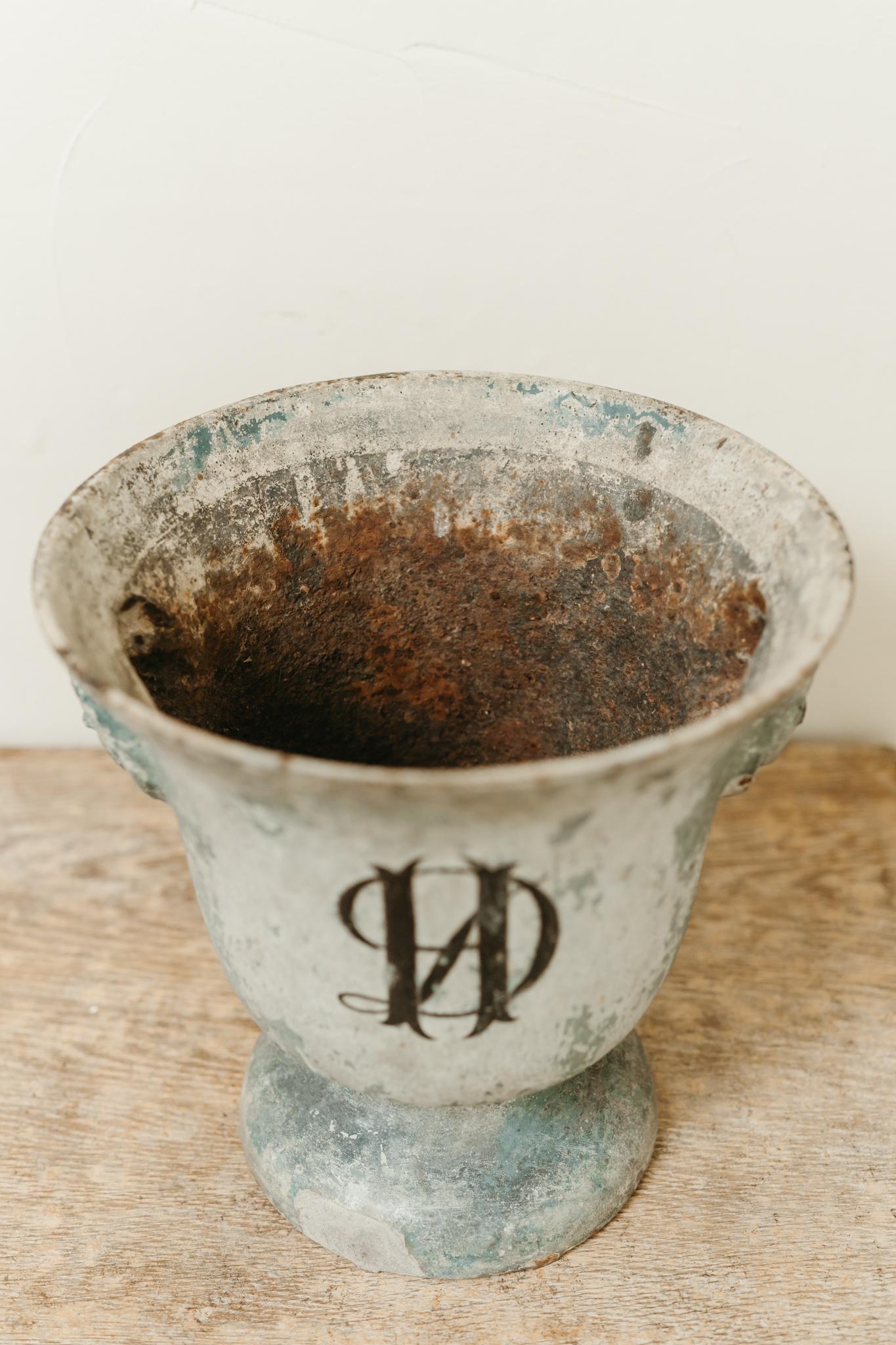 enameled castiron vase de Rouen ... 4