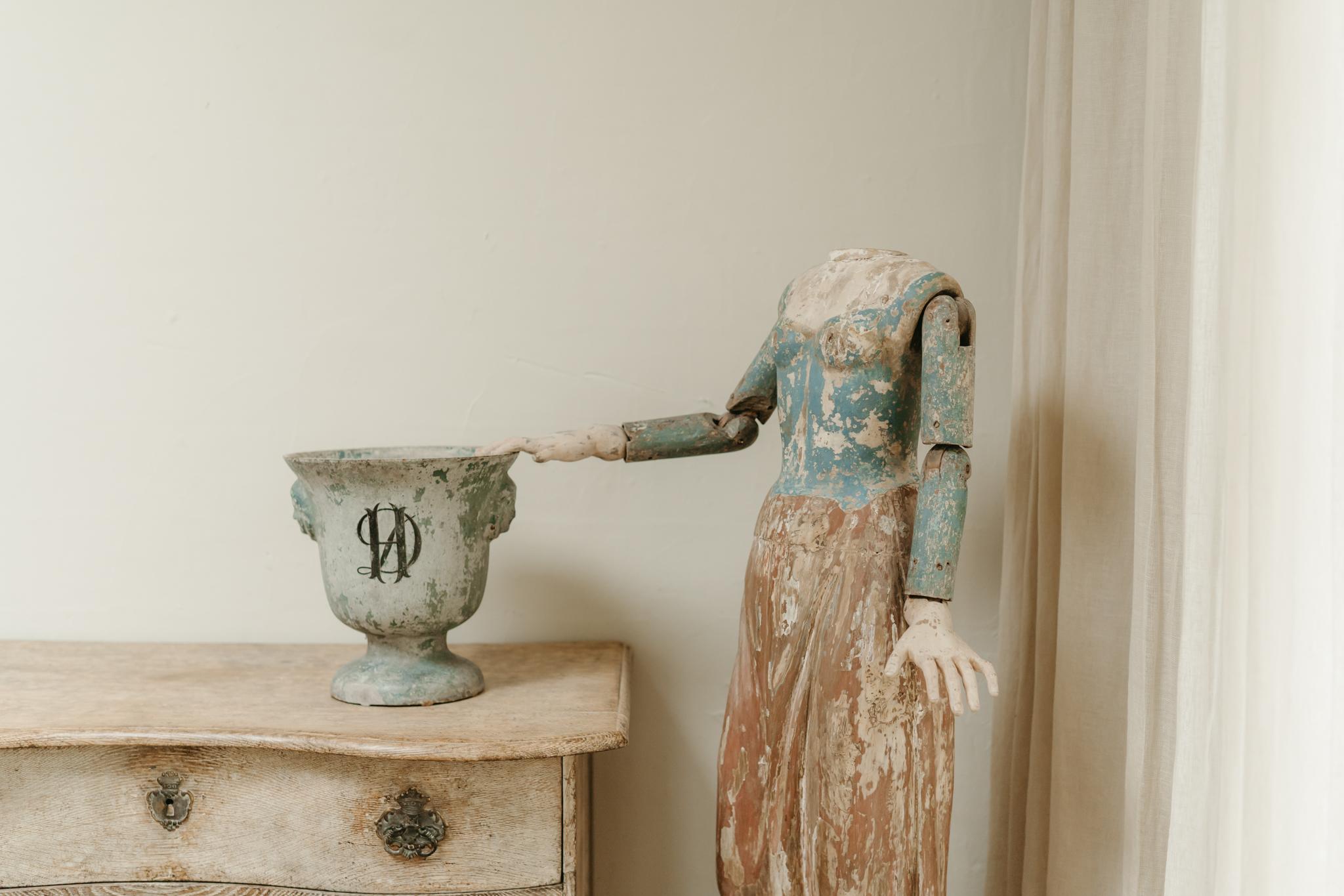 enameled castiron vase de Rouen ... 7