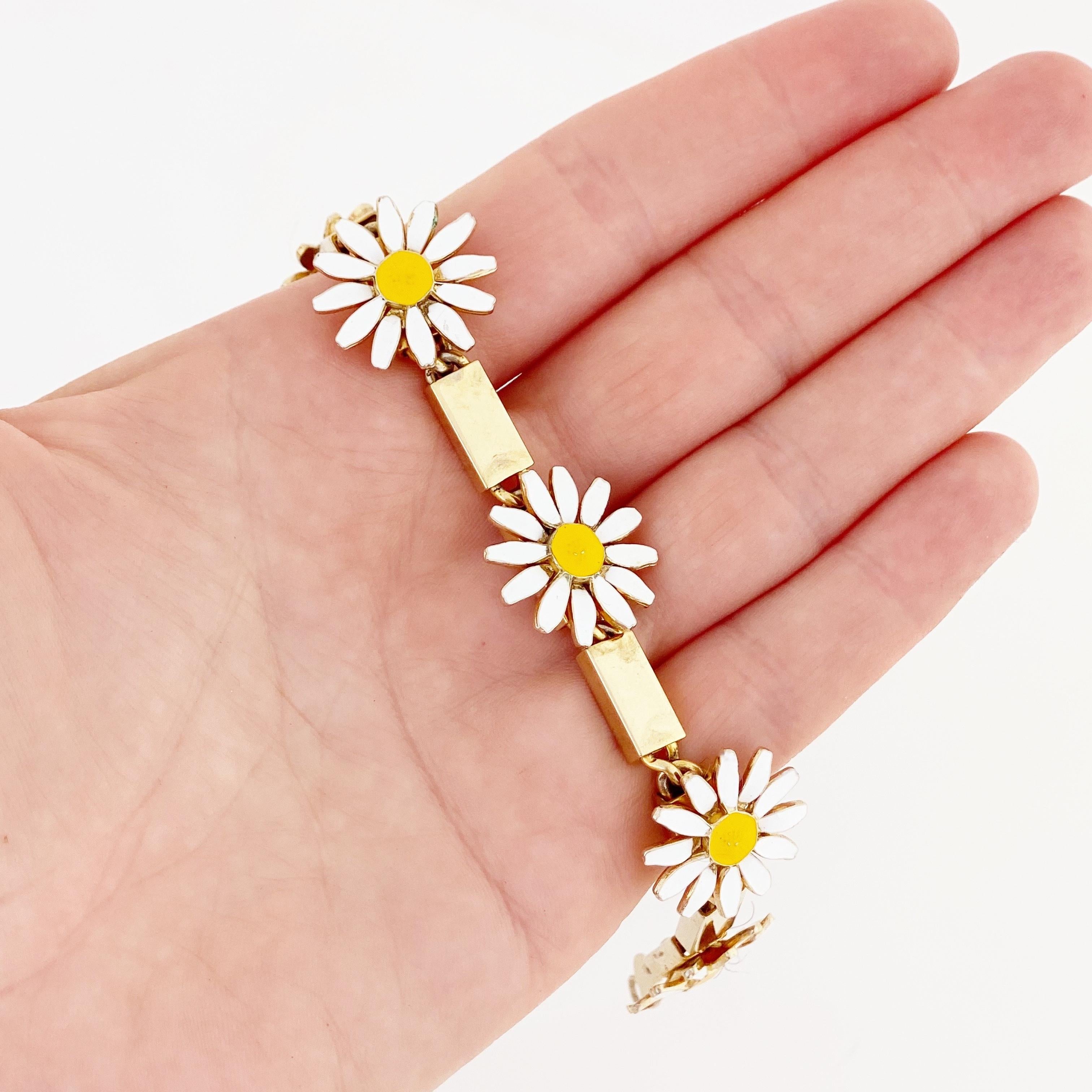 Enameled Daisy Link Bracelet By Accessocraft, 1970s 2