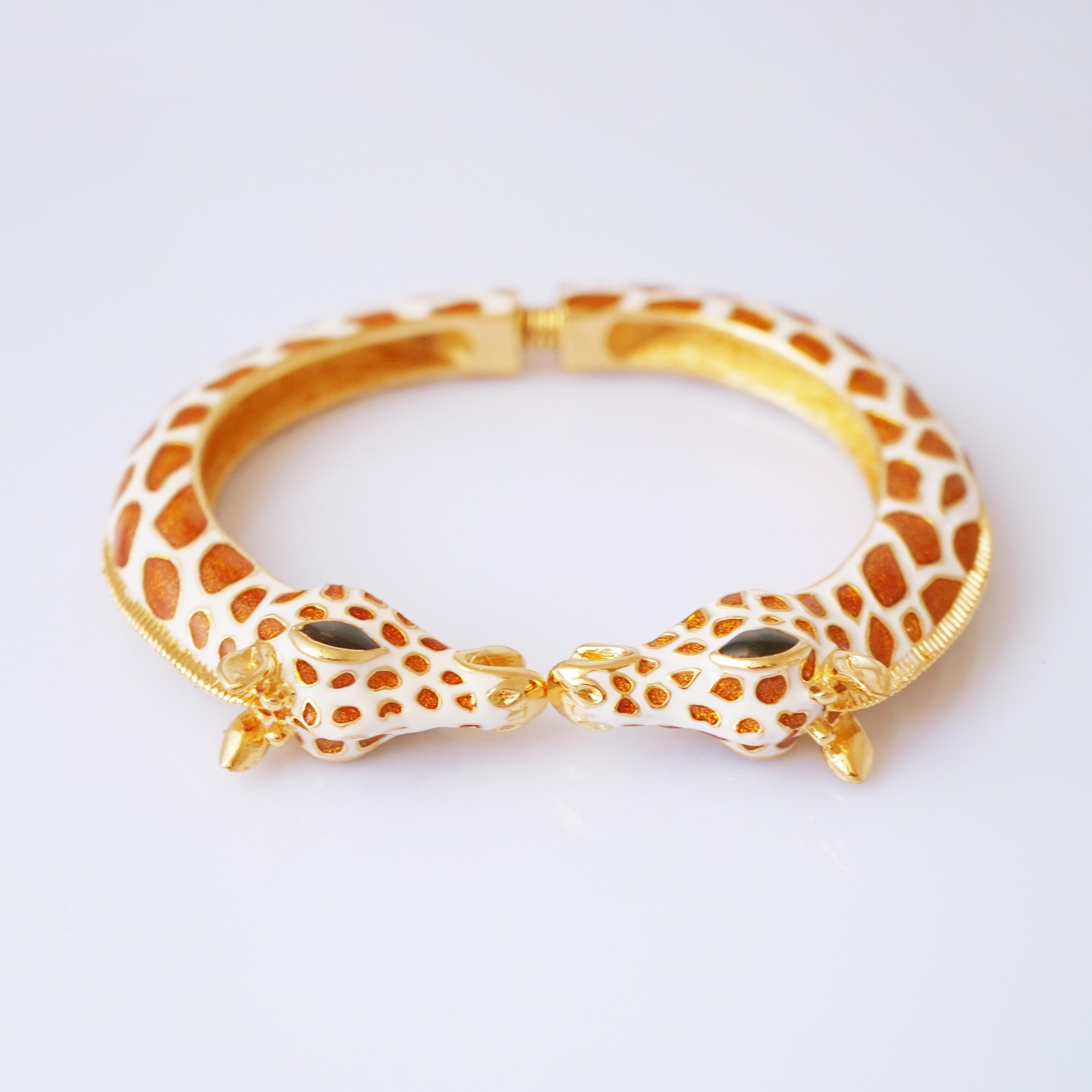 Modern Enameled Giraffe Heads Hinged Bangle Bracelet By Kenneth Jay Lane, 1990s For Sale