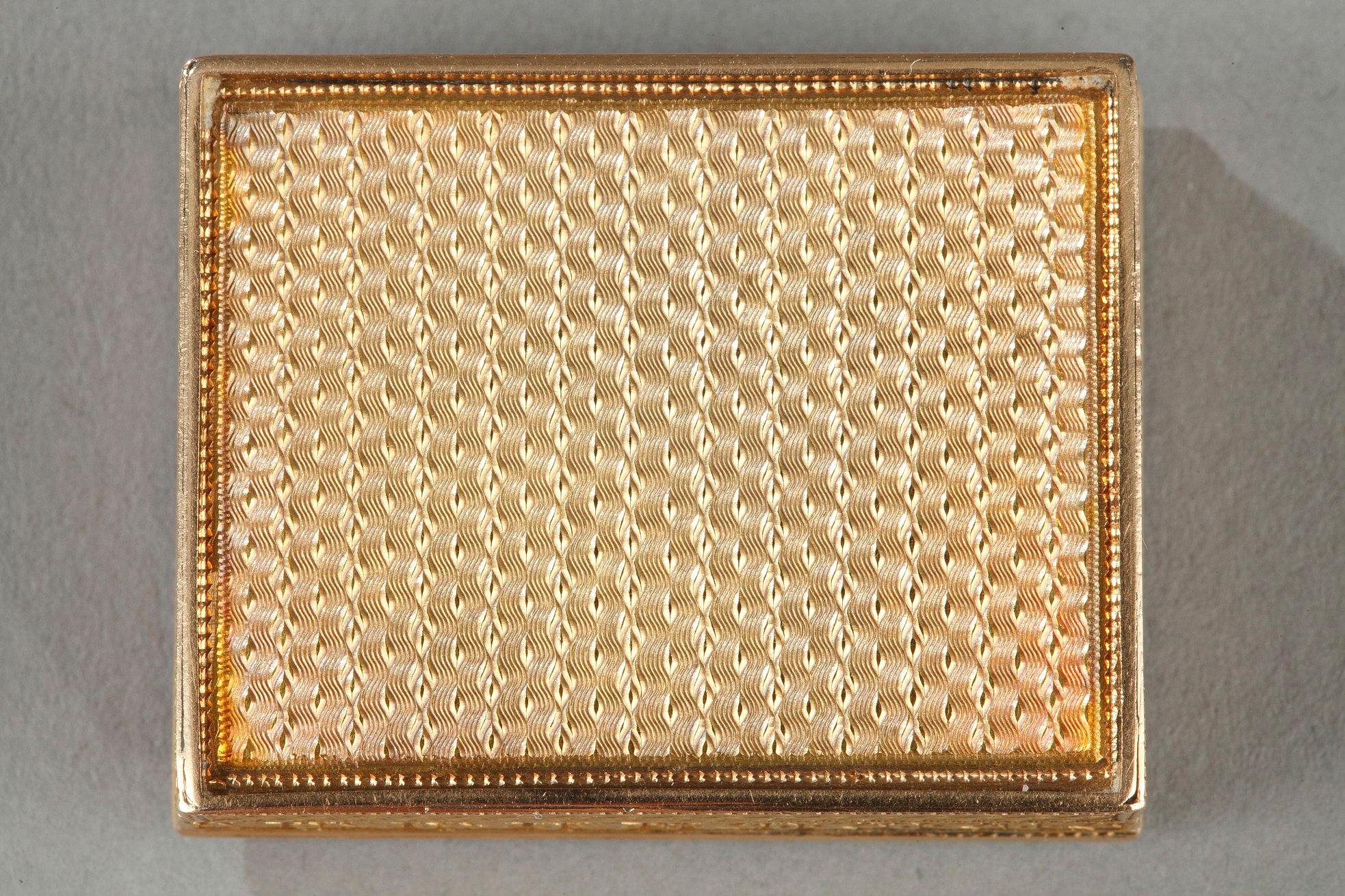 Vinaigrette en or émaillé, œuvre du début du XIXe siècle en vente 2