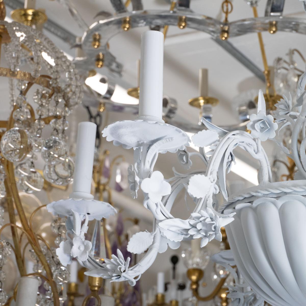 Enameled metal foliate motif chandelier For Sale 4