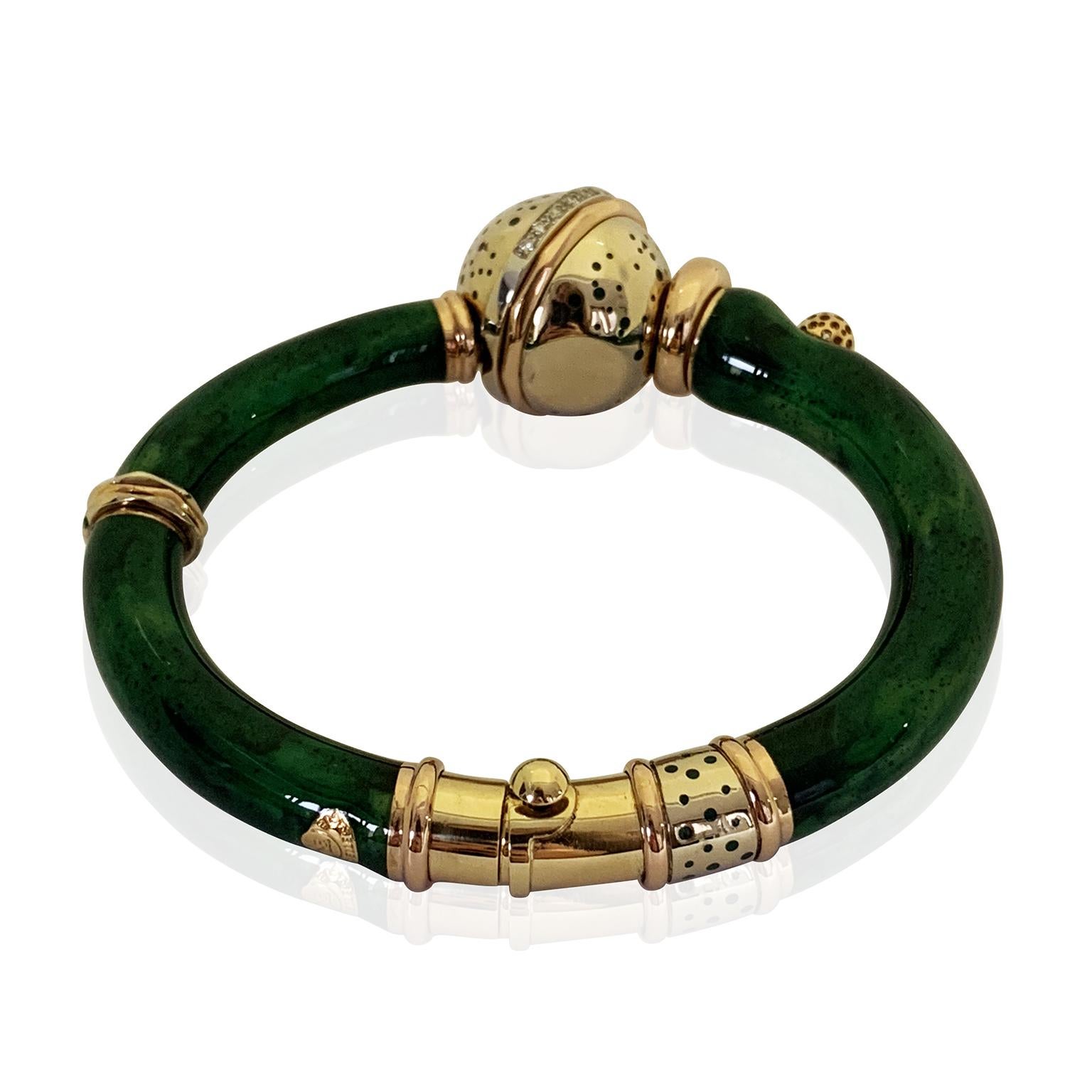Art Deco Enameled Red and Green Navy on a Pink Gold 18 Karat Bangle