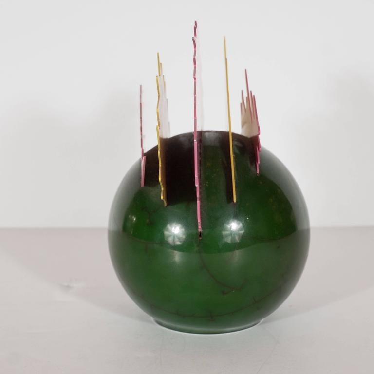 Emaillierte Pop-Art-Skulptur aus Harz und Metall in Sonnenblumengelb, Blasen Gummirosa (Moderne) im Angebot