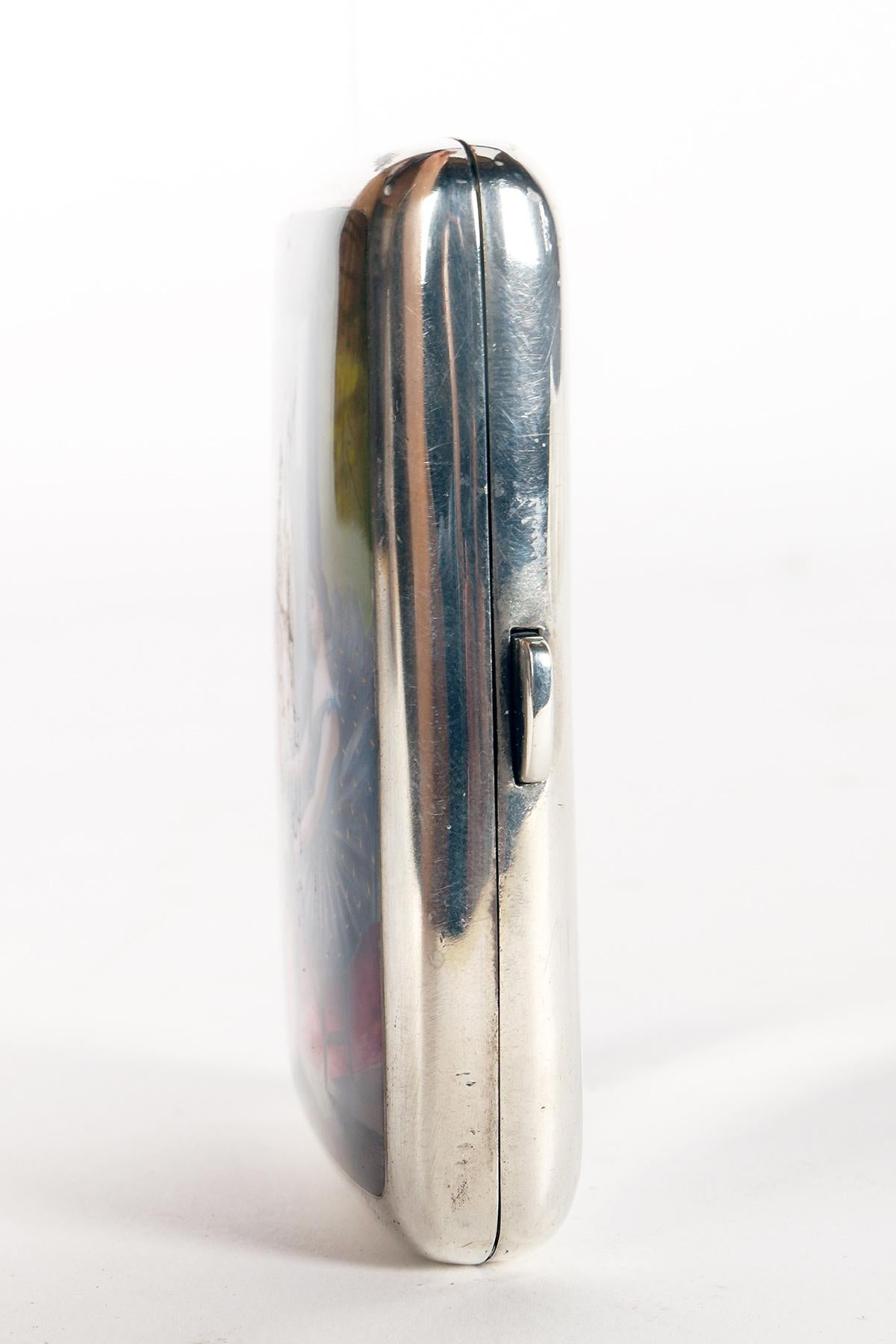 Portasigarette in argento smaltato con soggetto erotico, donna nuda. Germania 1900. in vendita 1