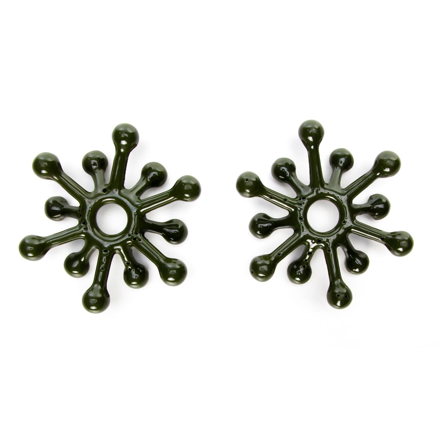 Enameled Spider (Pair) Rare Tiny Taper Holders by Jens Quistgaard, Dansk Designs In Good Condition In Brondby, Copenhagen