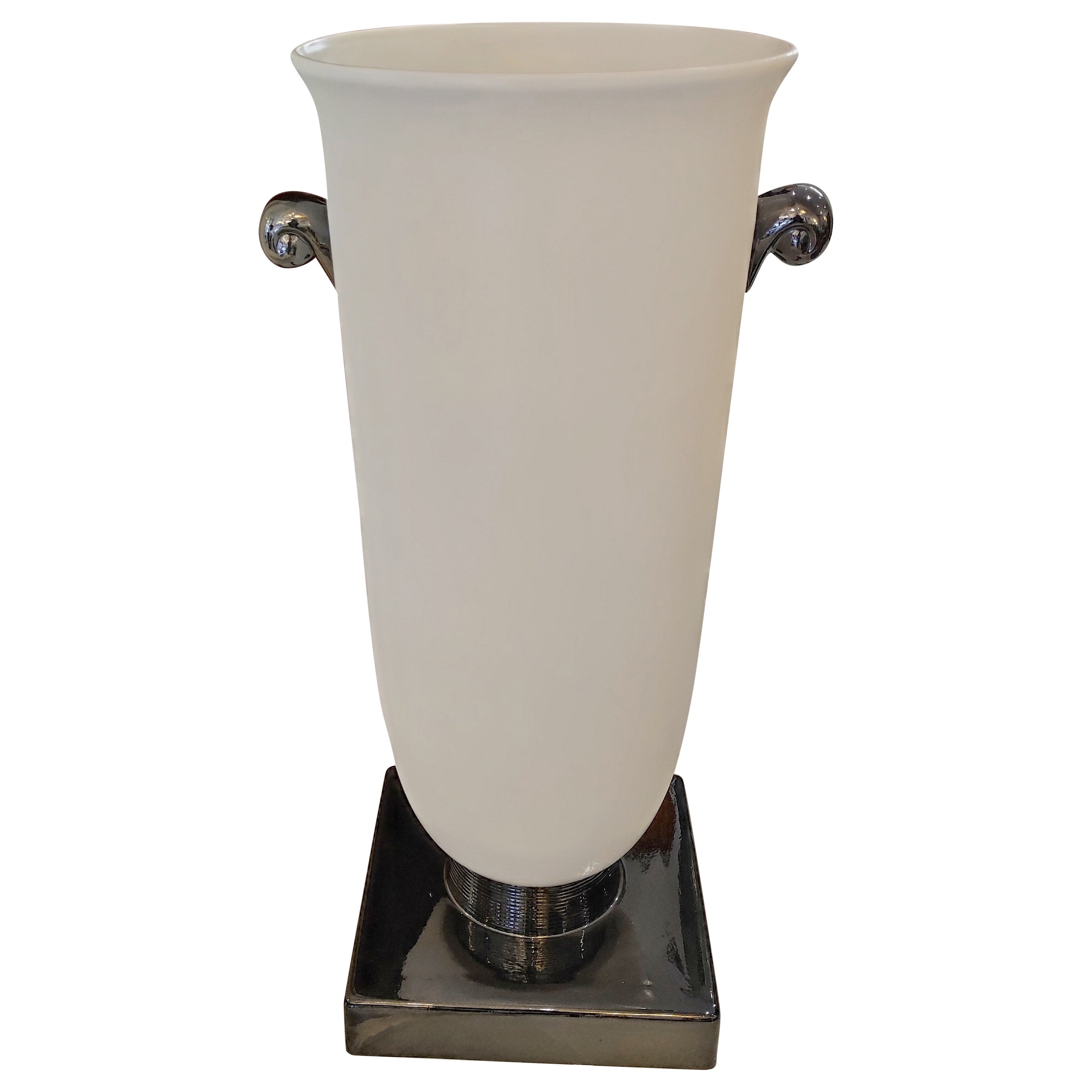 Enamelled ceramic light urn on pedestal circa 80