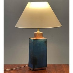 Lampe de table en métal émaillé des années 1950