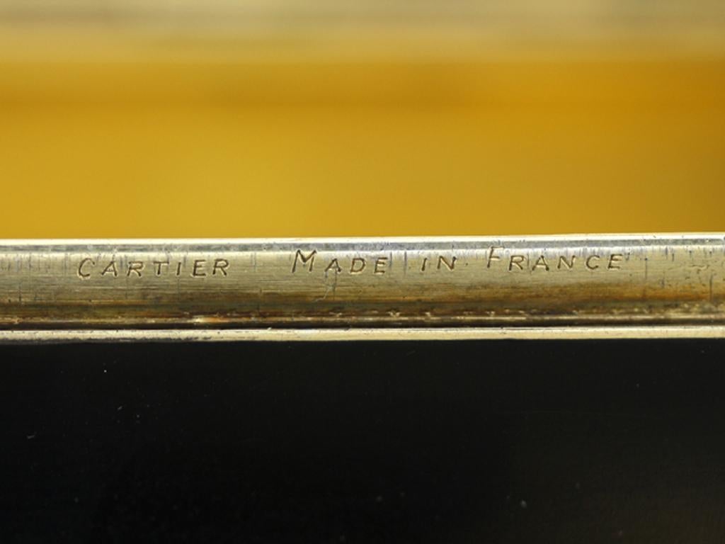 Emaillierte vergoldete Silberdose von Cartier, Paris, um 1930 im Zustand „Gut“ im Angebot in London, GB