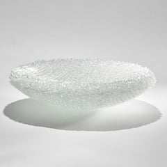Centre de table sculptural unique en verre transparent tissé Enceladus par Cathryn Shilling